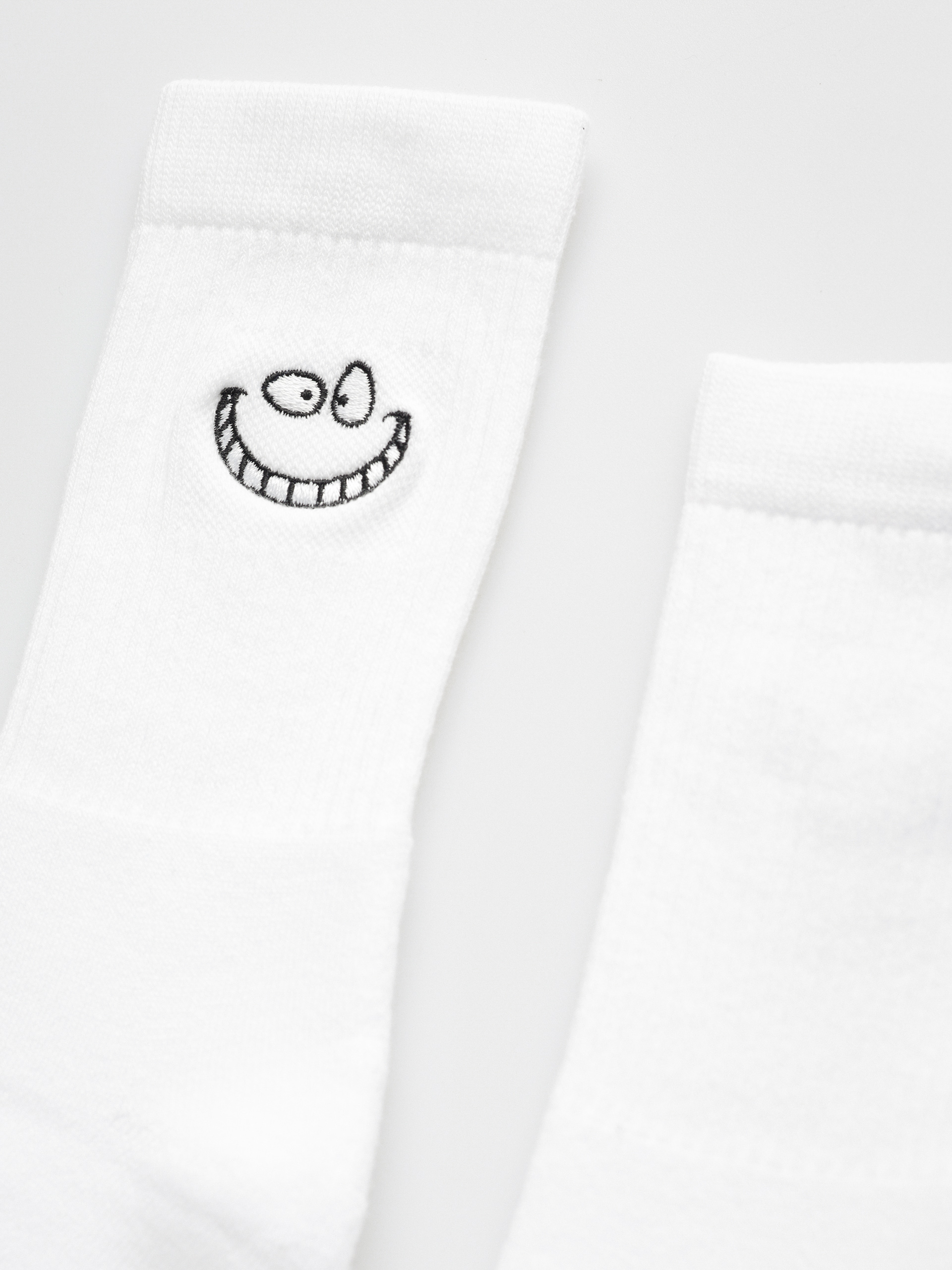 Iriedaily Grin Cat Zokni (white)