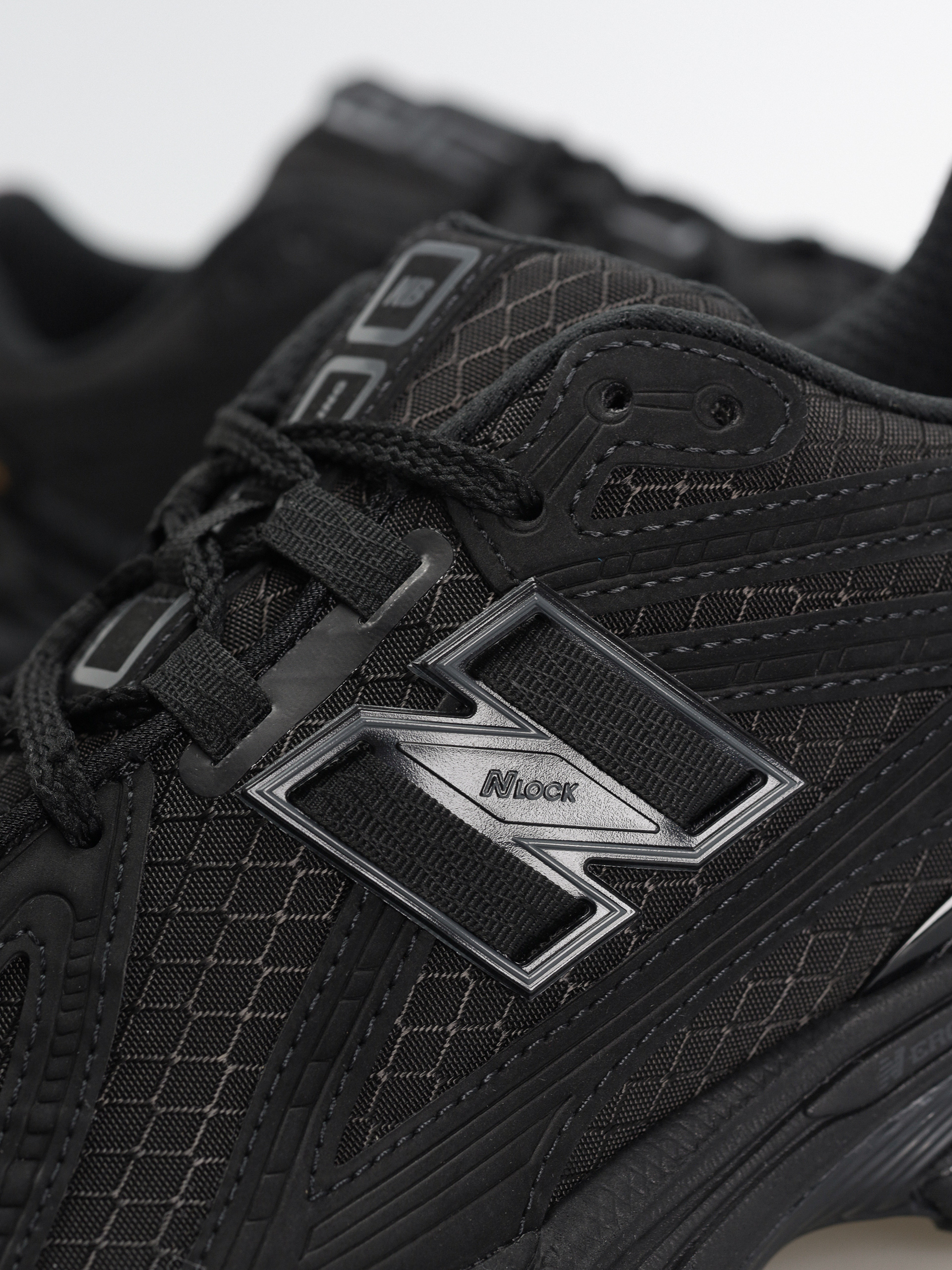 New Balance 1906 Cipők (black)