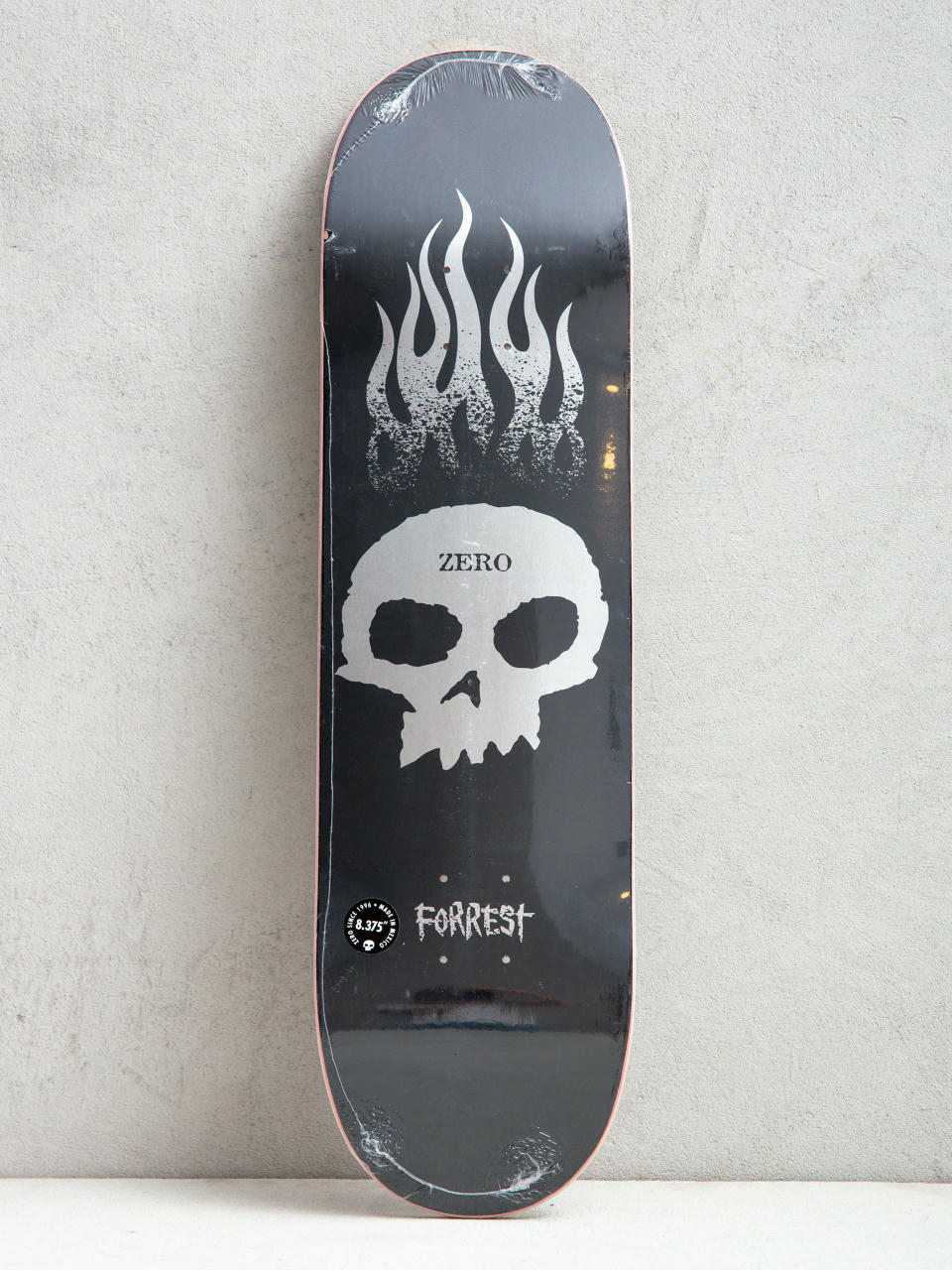 Gördeszka lap Zero Flaming Skull Edwards (black)