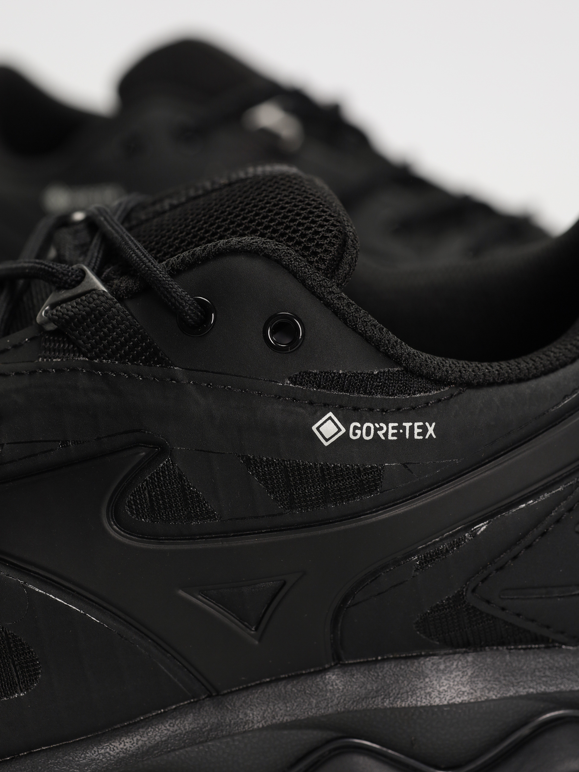 Mizuno Wave Mujin TL GTX Cipők (black/black/black)