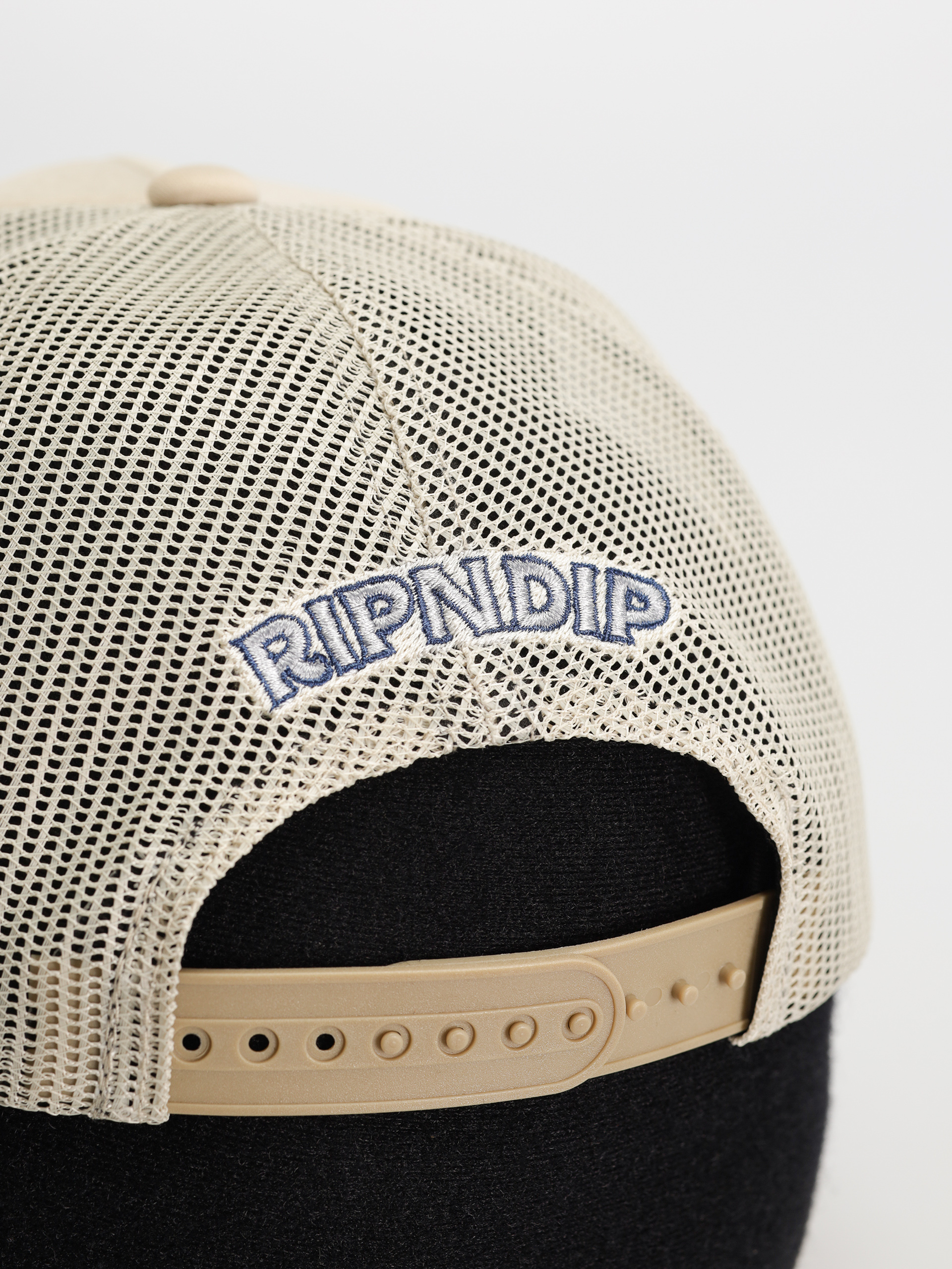 RipNDip Barnum Trucker Baseball sapka (sand)