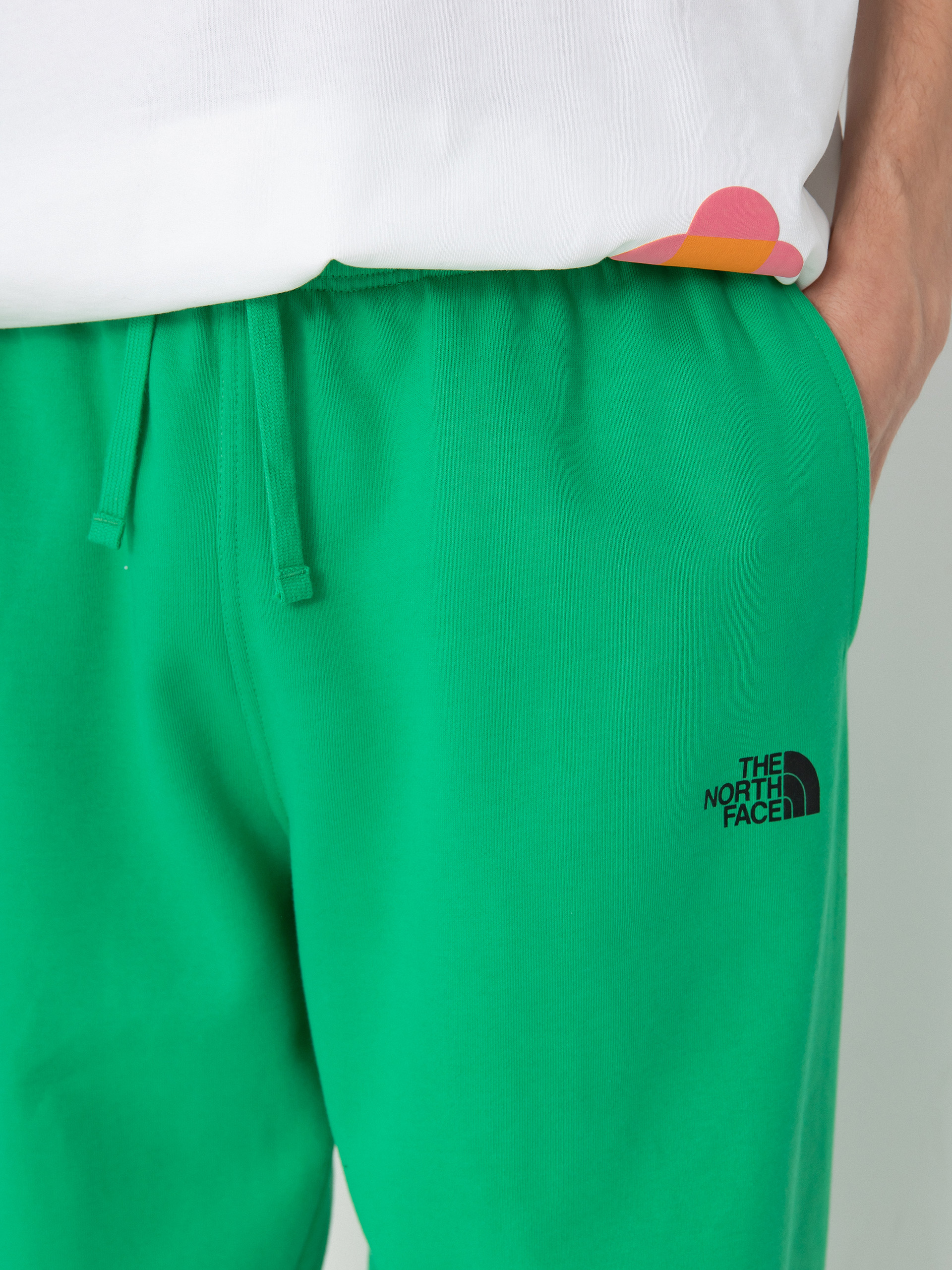 The North Face X Yinka Ilori Jogger Kisnadrág (optic emerald)