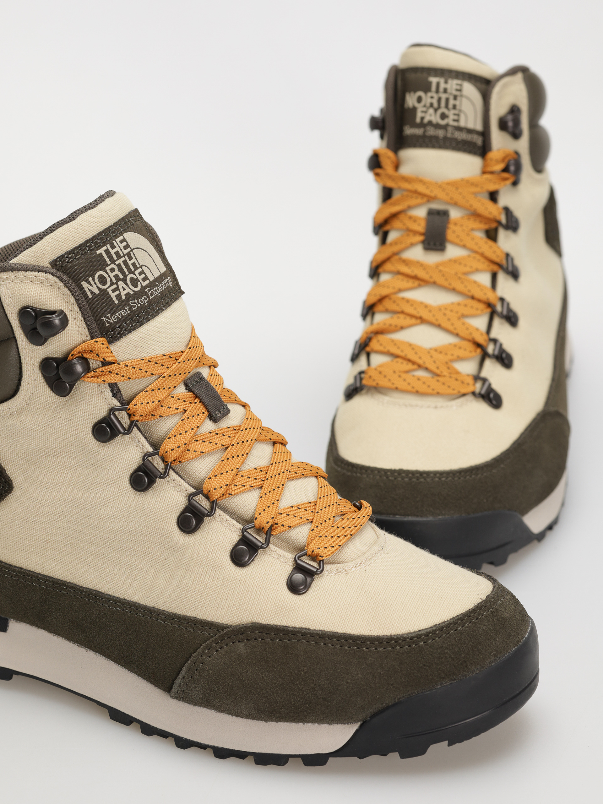 The North Face Back To Berkeley Iv Textile Wp Cipők (gravel/new taupe green)