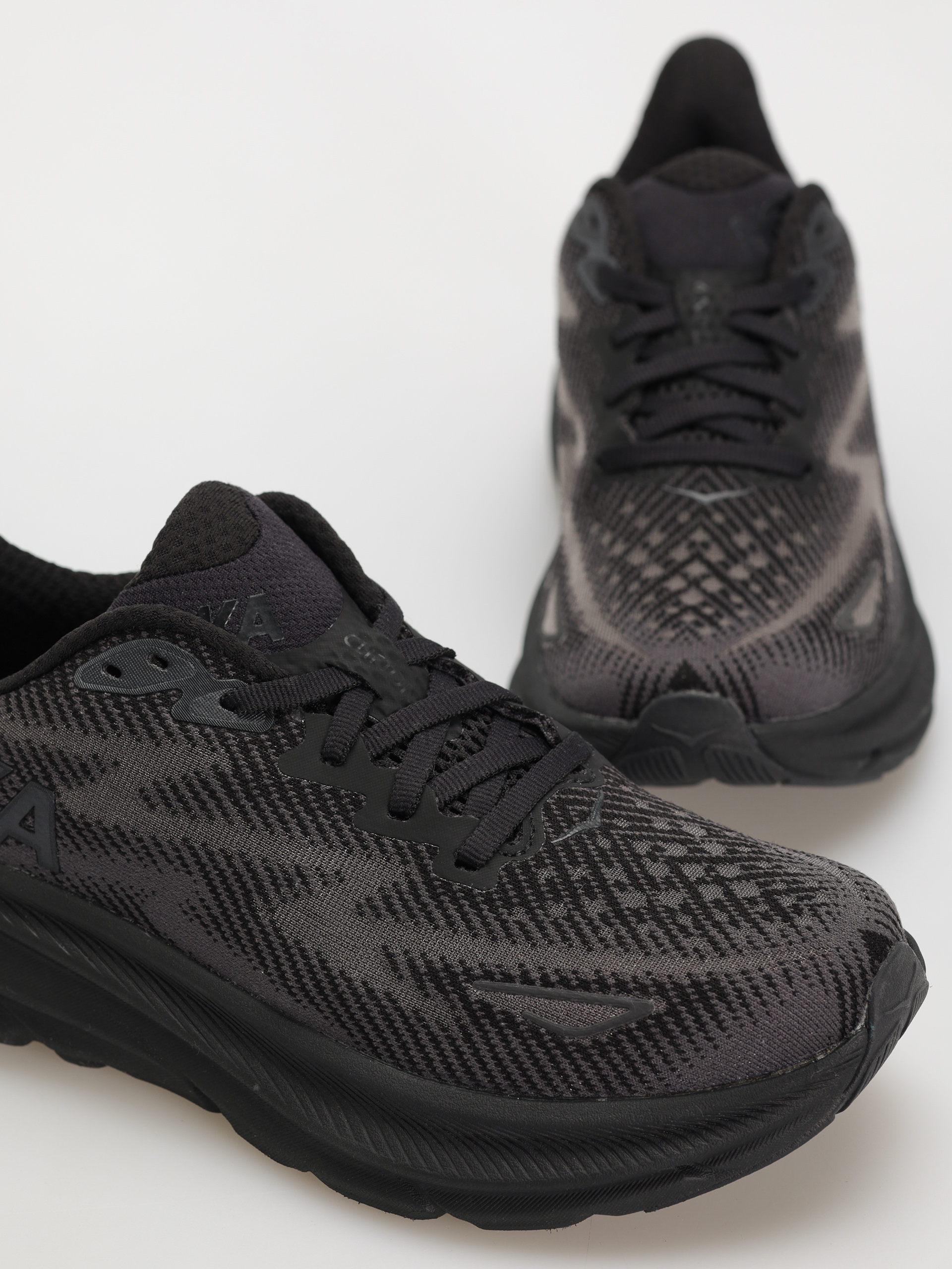 Hoka Clifton 9 Wmn Cipők (black/black)