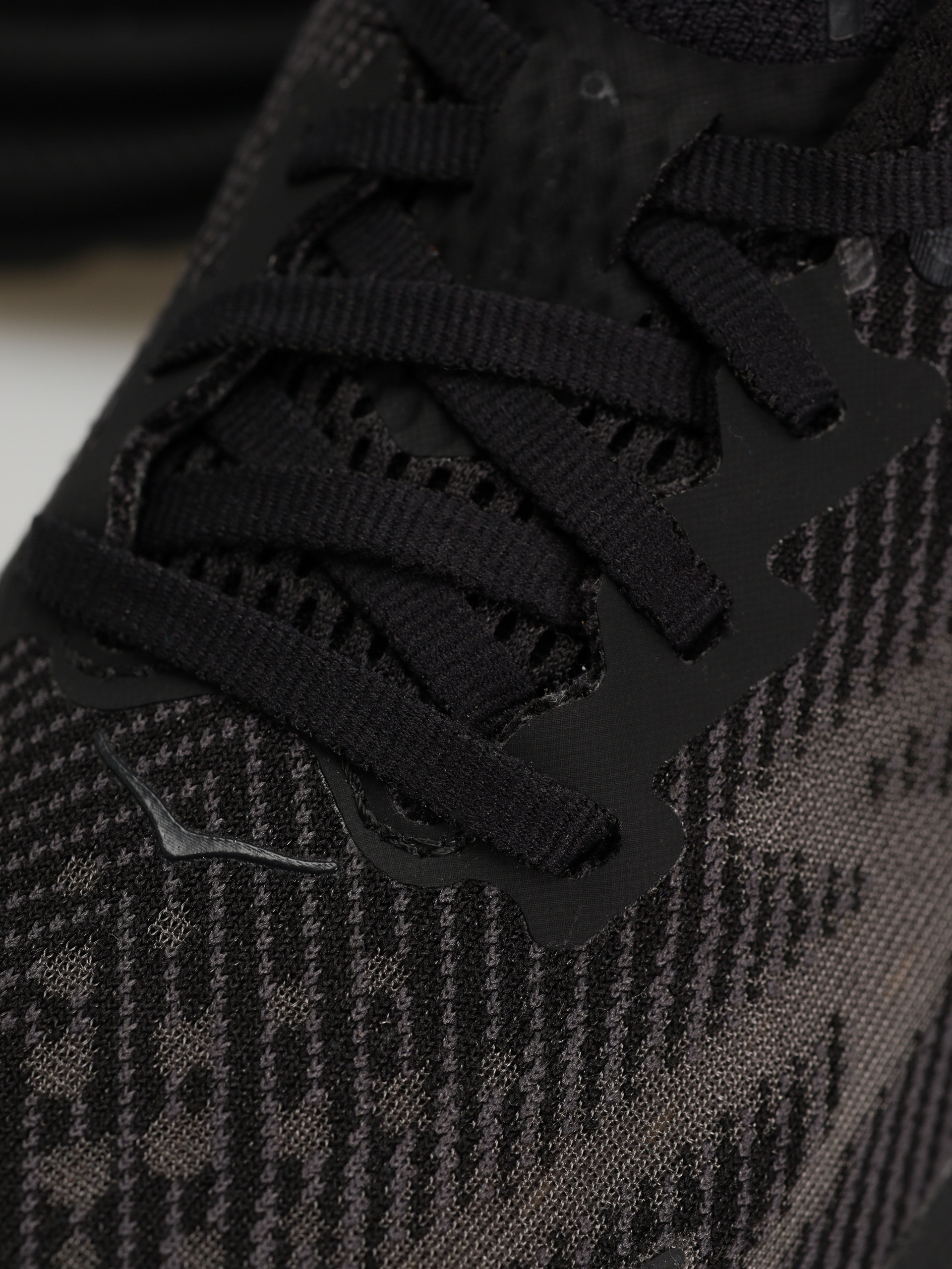 Hoka Clifton 9 Wmn Cipők (black/black)