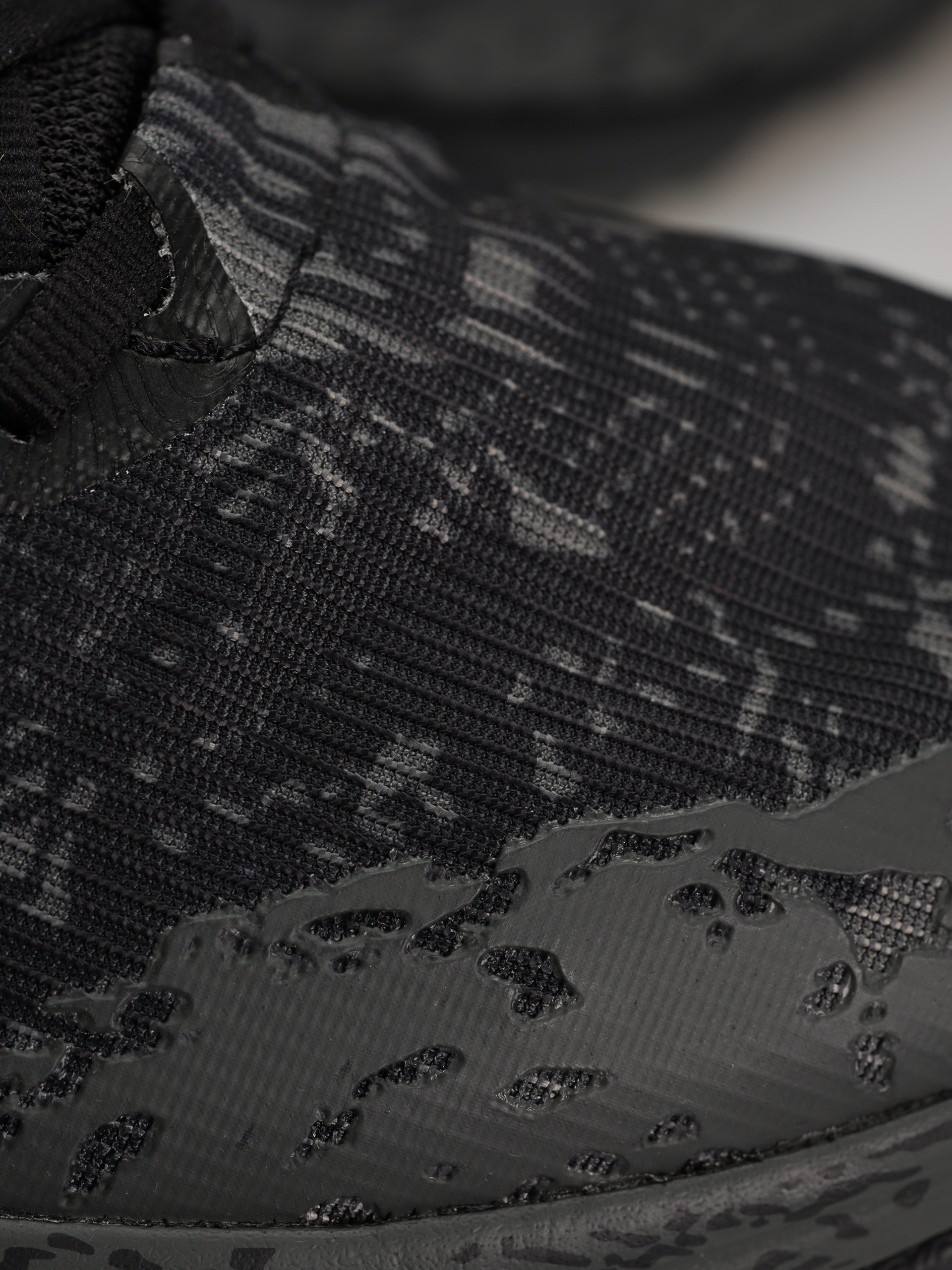 Hoka Speedgoat 6 Cipők (black/outer orbit)