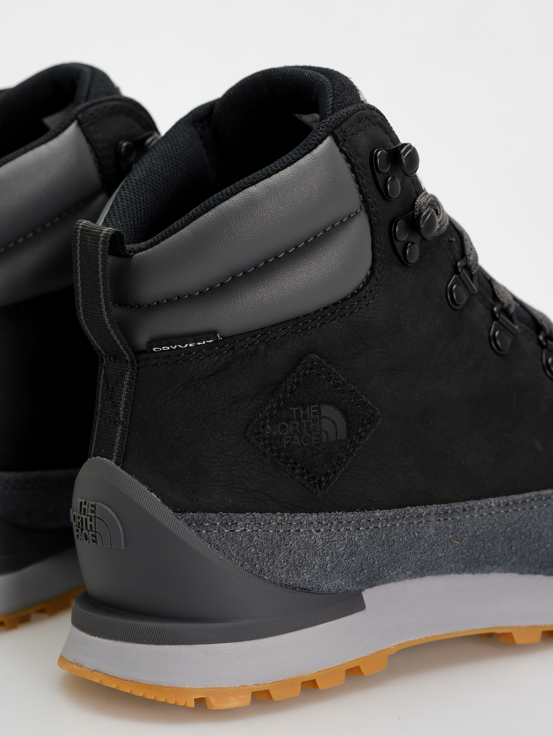 The North Face Back To Berkeley Iv Leather Wp Cipők (tnf black/asphalt grey)