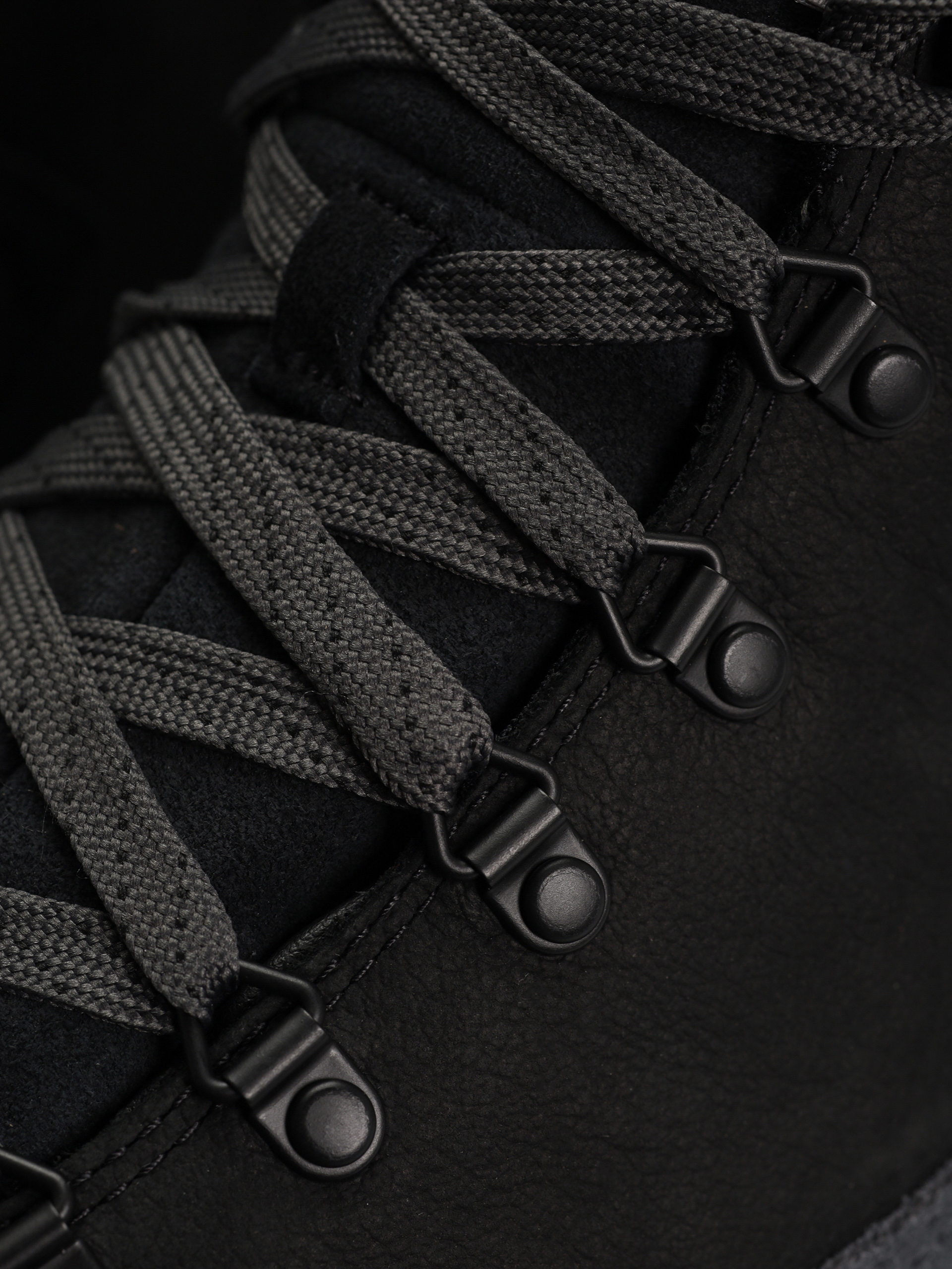 The North Face Back To Berkeley Iv Leather Wp Cipők (tnf black/asphalt grey)