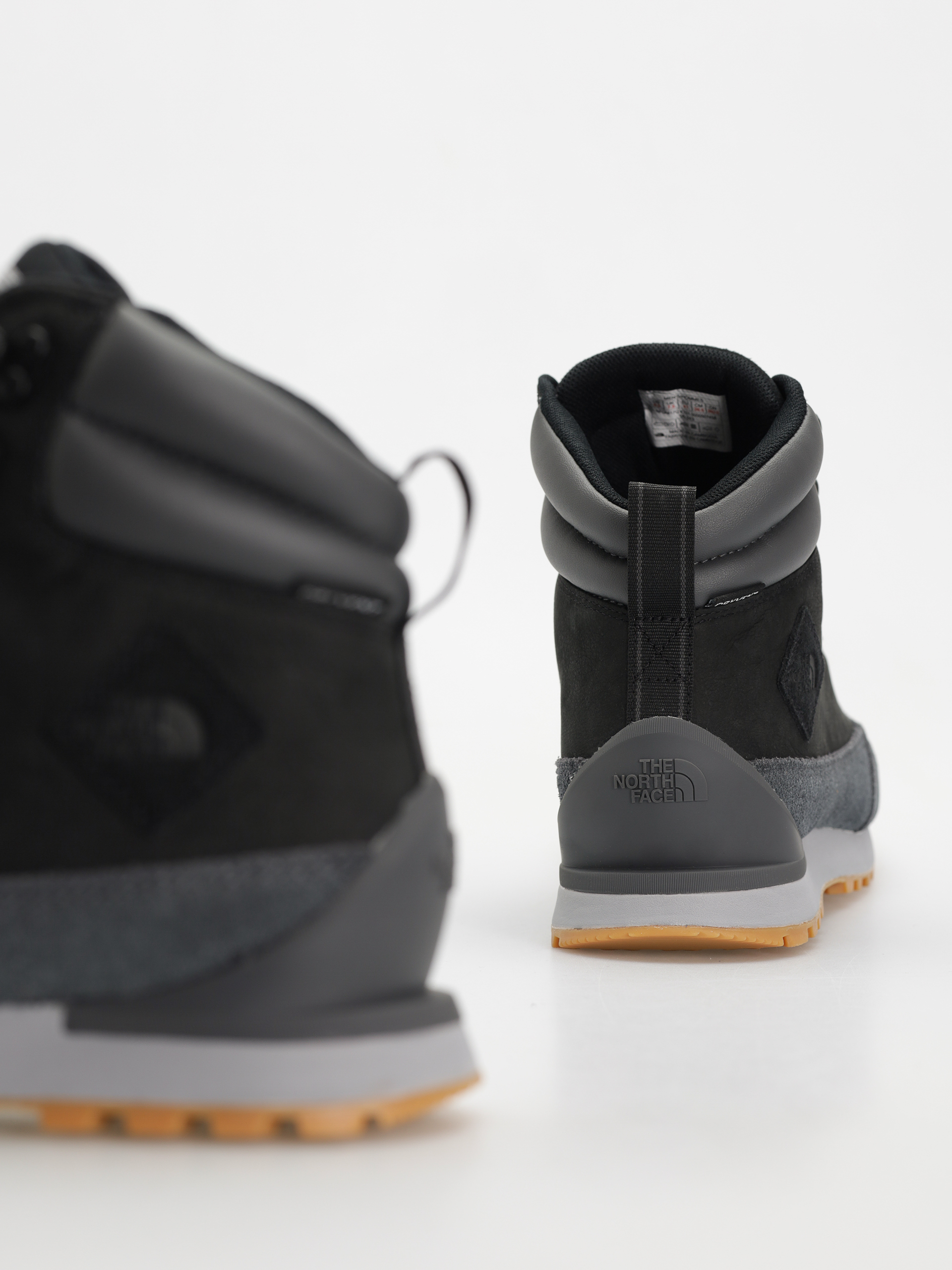 The North Face Back To Berkeley Iv Leather Wp Cipők (tnf black/asphalt grey)