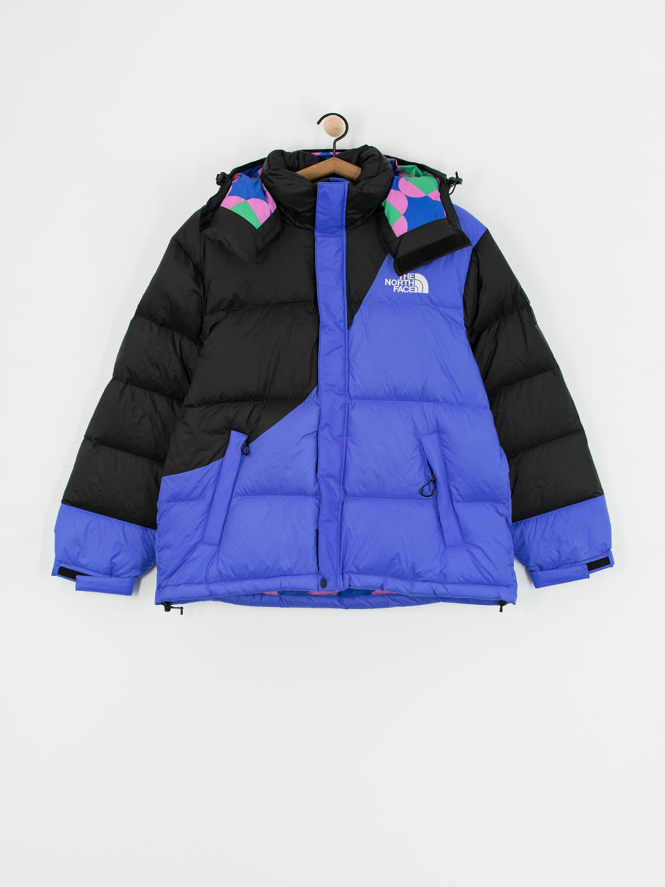 The North Face X Yinka Ilori Down Puffer Dzseki (tnf black/solar blue)