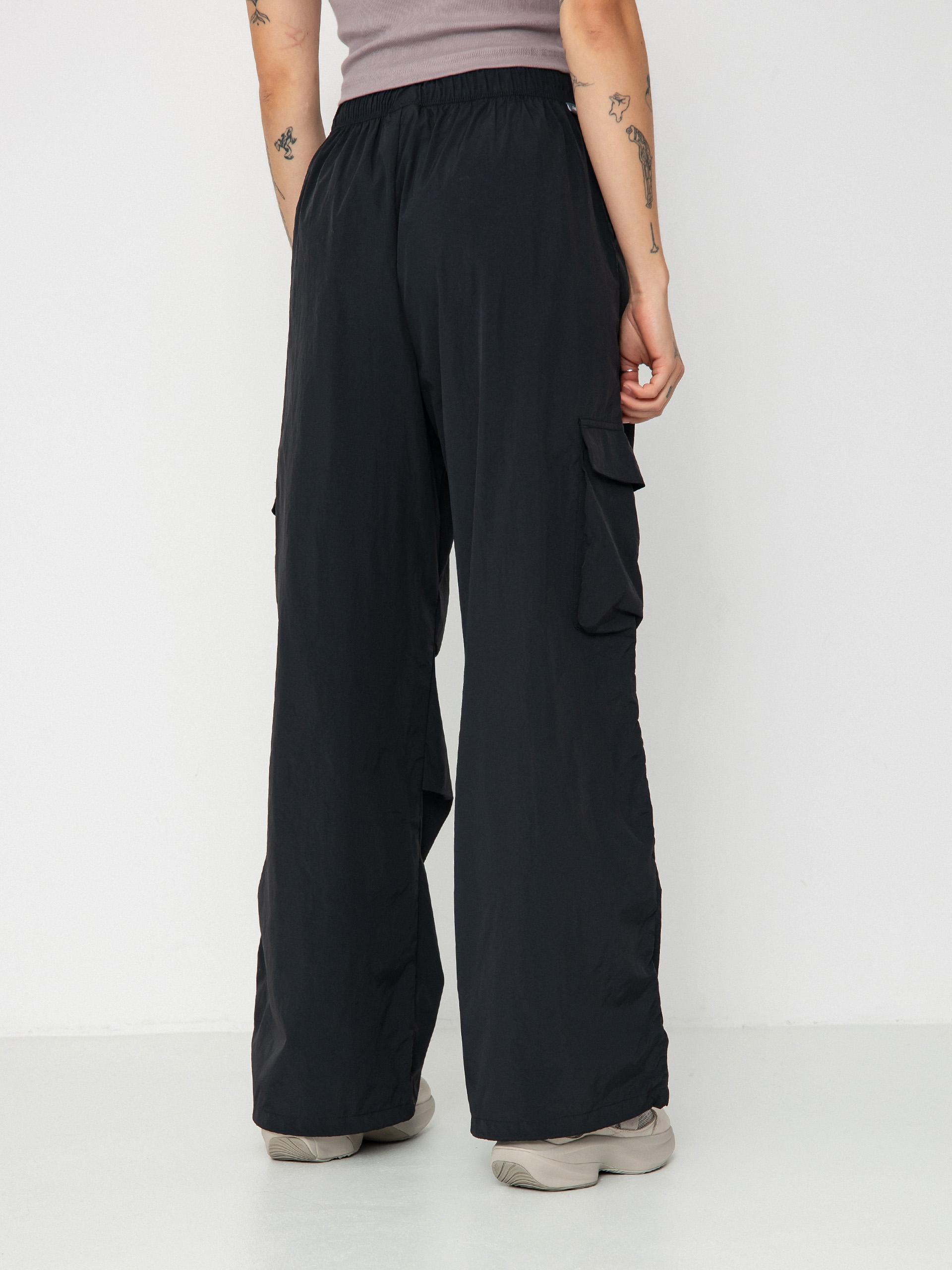 New Balance Nylon Cargo Wmn Kisnadrág (black)