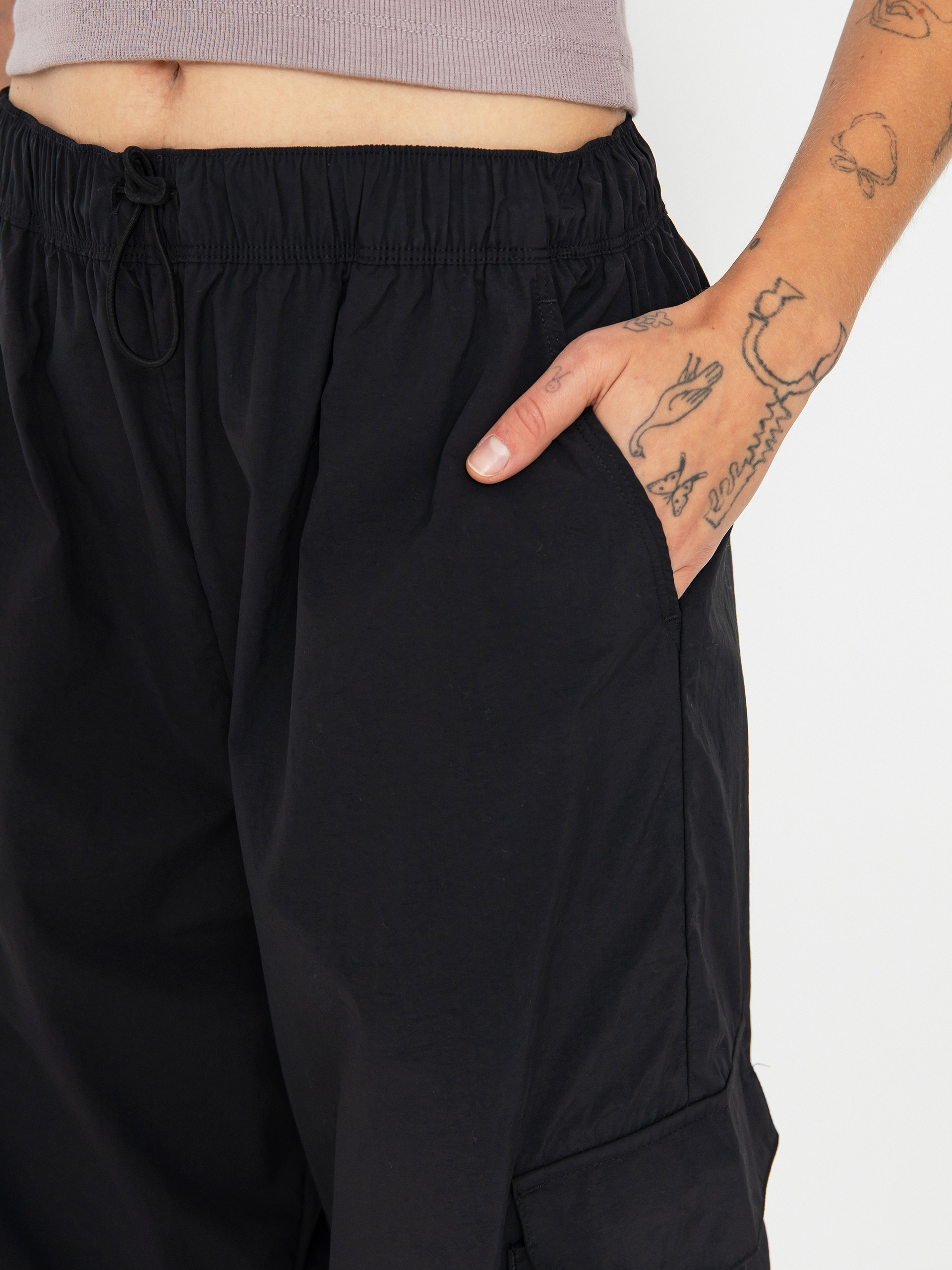 New Balance Nylon Cargo Wmn Kisnadrág (black)