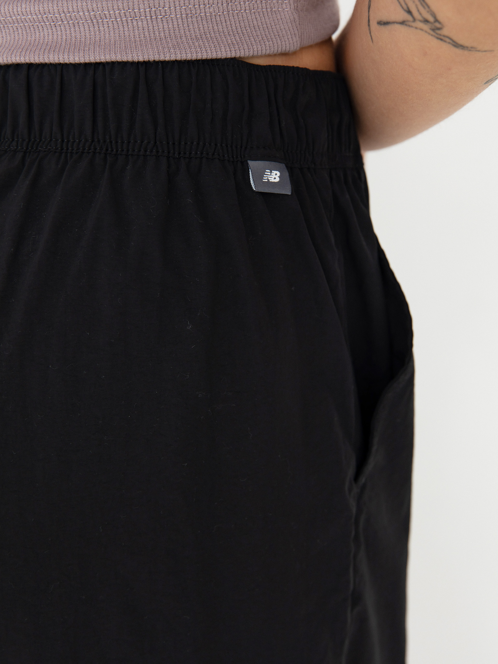 New Balance Nylon Cargo Wmn Kisnadrág (black)