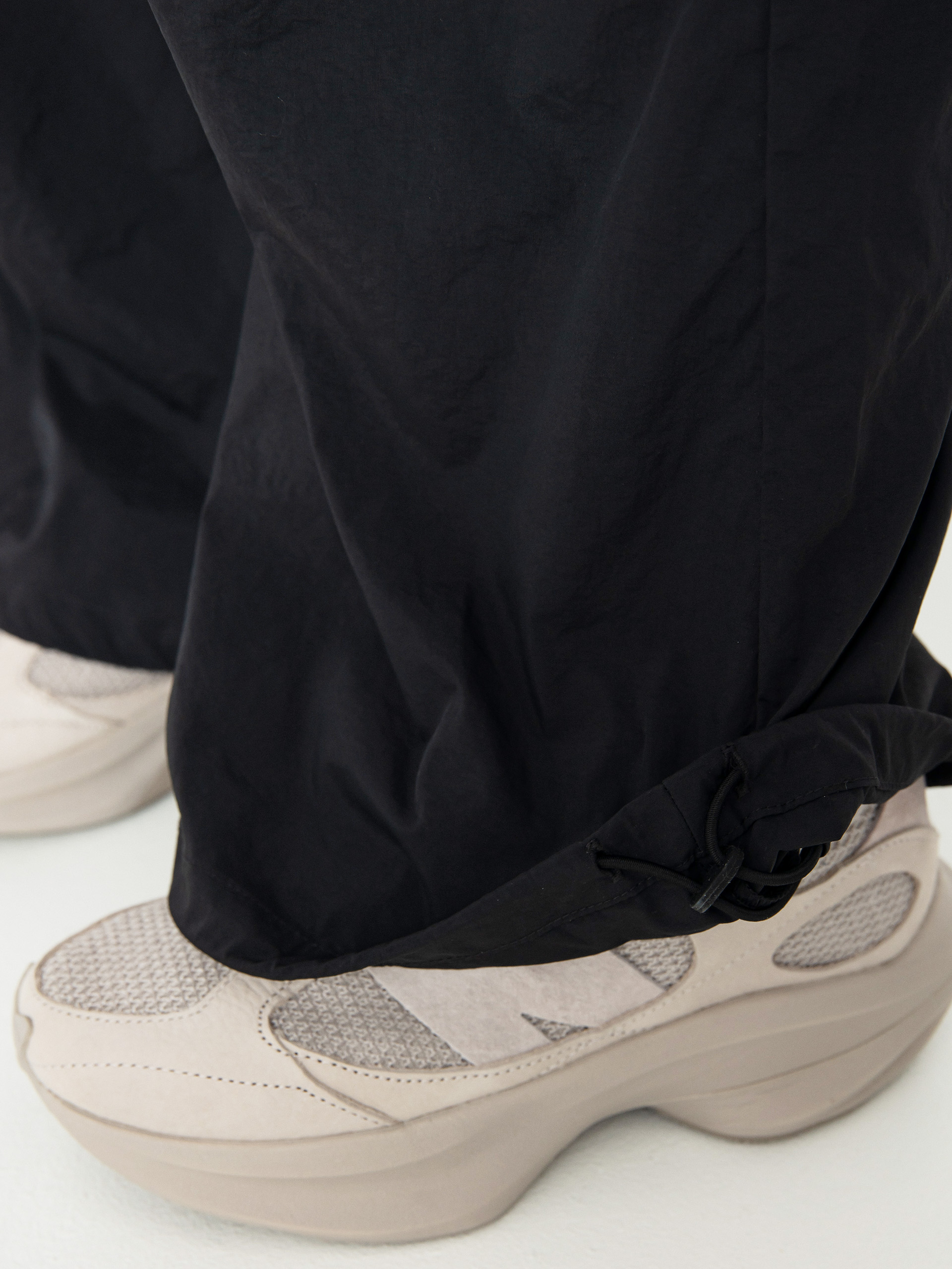 New Balance Nylon Cargo Wmn Kisnadrág (black)