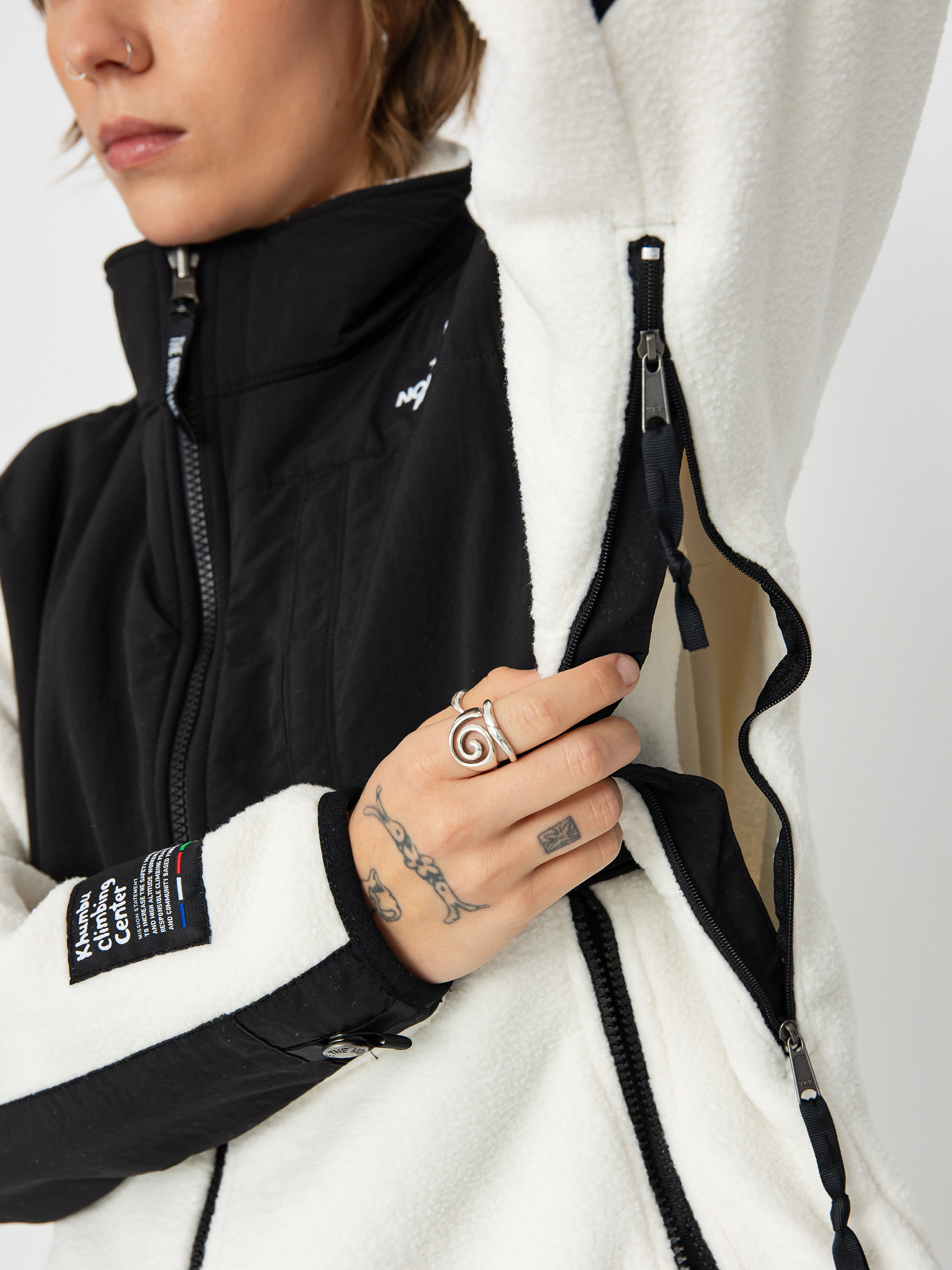 The North Face Retro Denali Wmn Dzseki (white dune/tnf black tn)