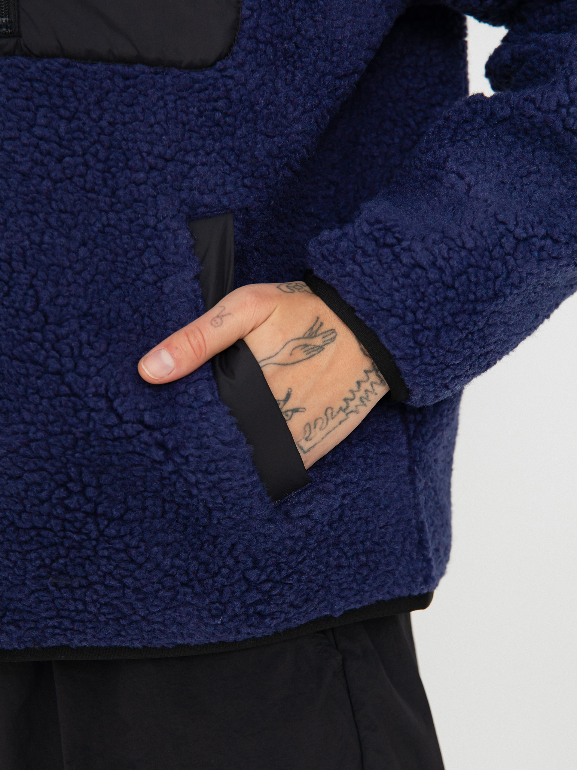 Női Polár pulóver Carhartt WIP Janet (aura/black)