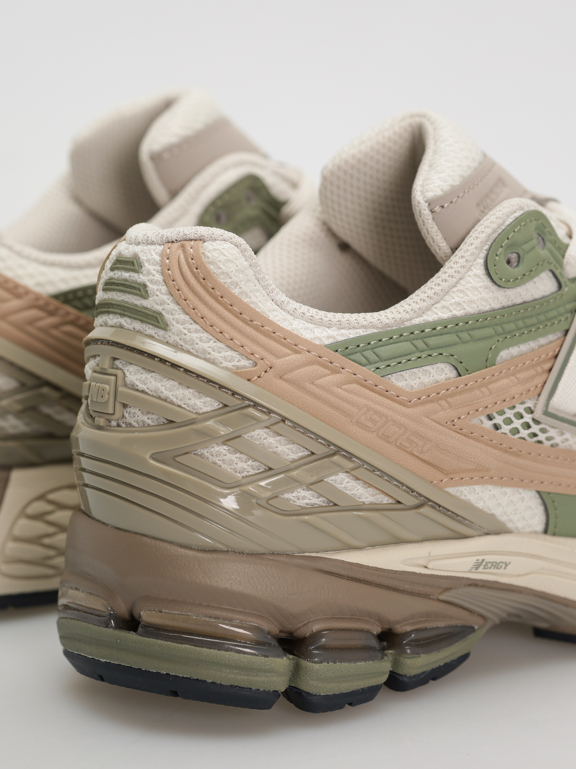 New Balance 1906 Cipők (beige green brown)