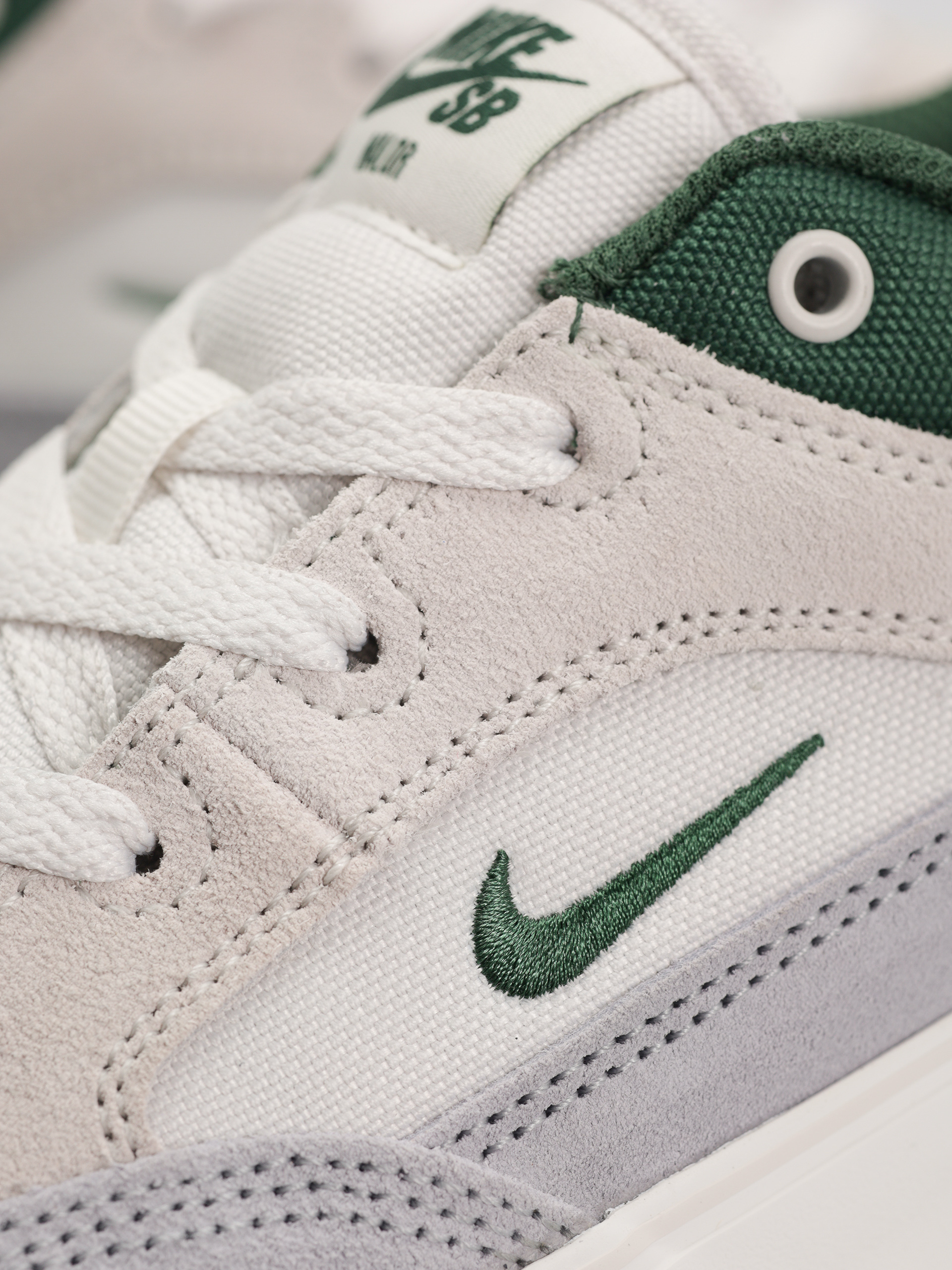 Nike SB Malor Cipők (platinum tint/fir wolf grey summit white)