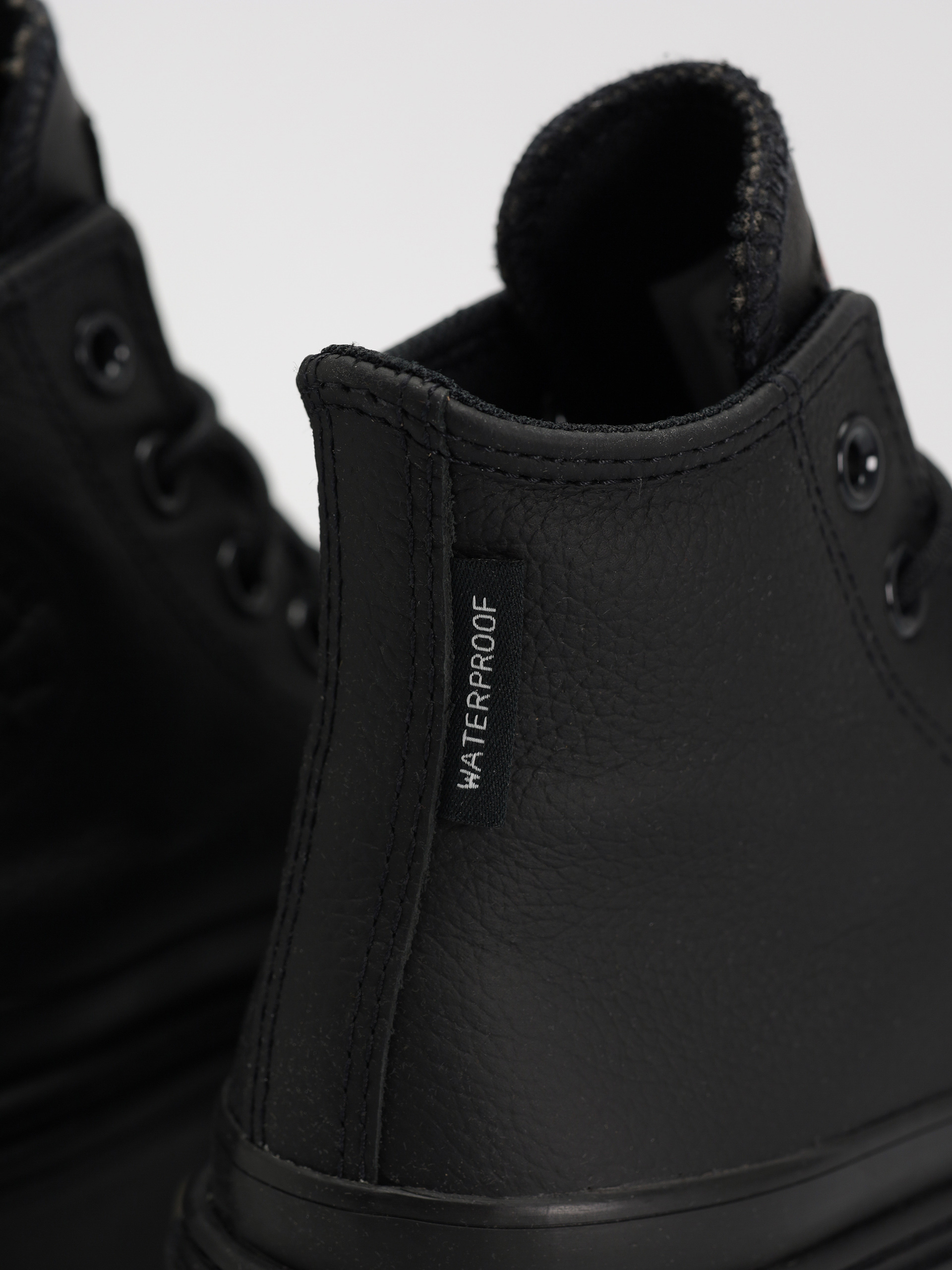 Converse Chuck Taylor All Star Lugged Heel Wmn Cipők (black)