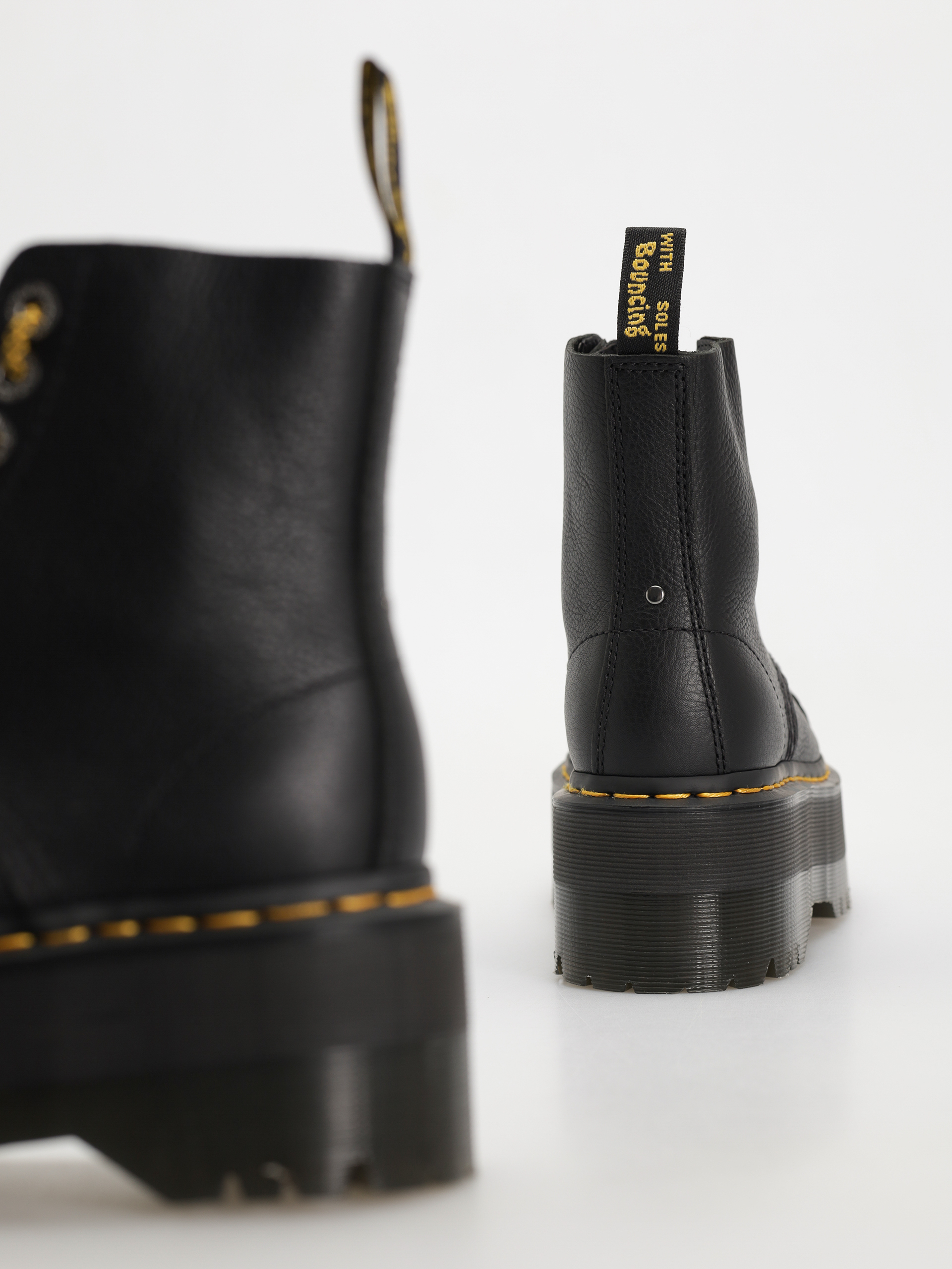 Dr. Martens Sinclair Max Wmn Cipők (black pisa)