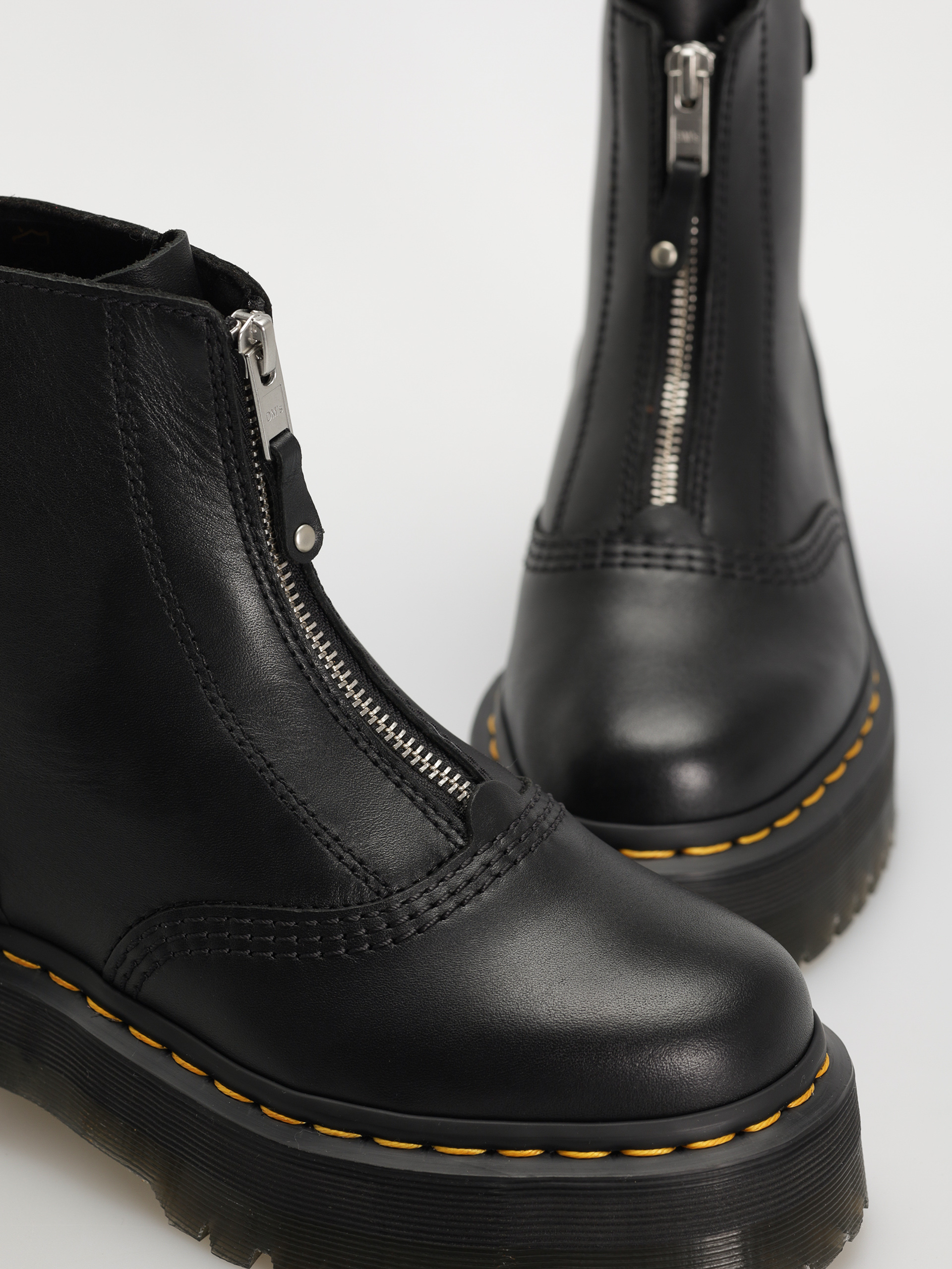 Dr. Martens Jetta Wmn Cipők (black sendal)
