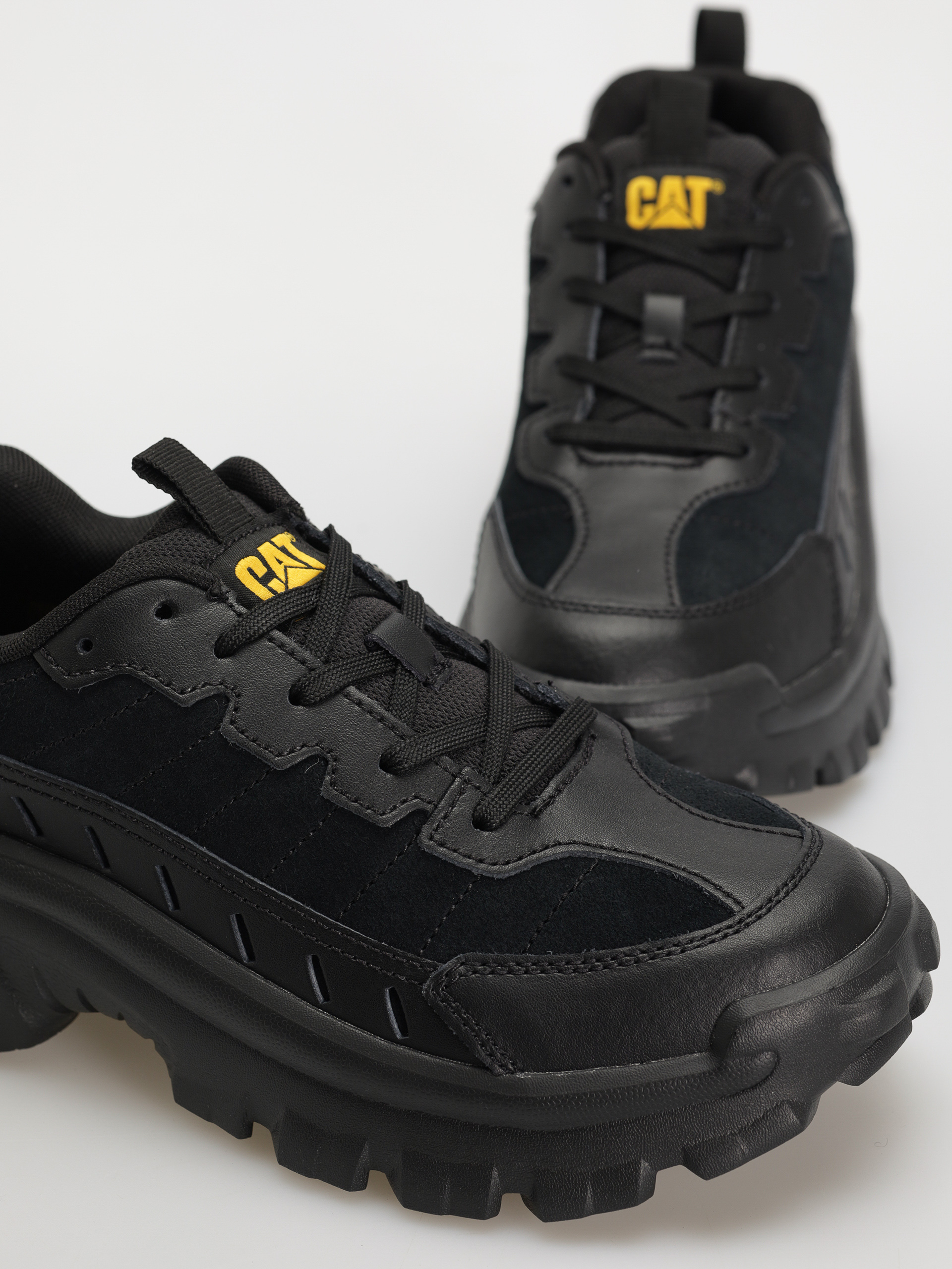 Caterpillar Intruder Essential Cipők (black/black)