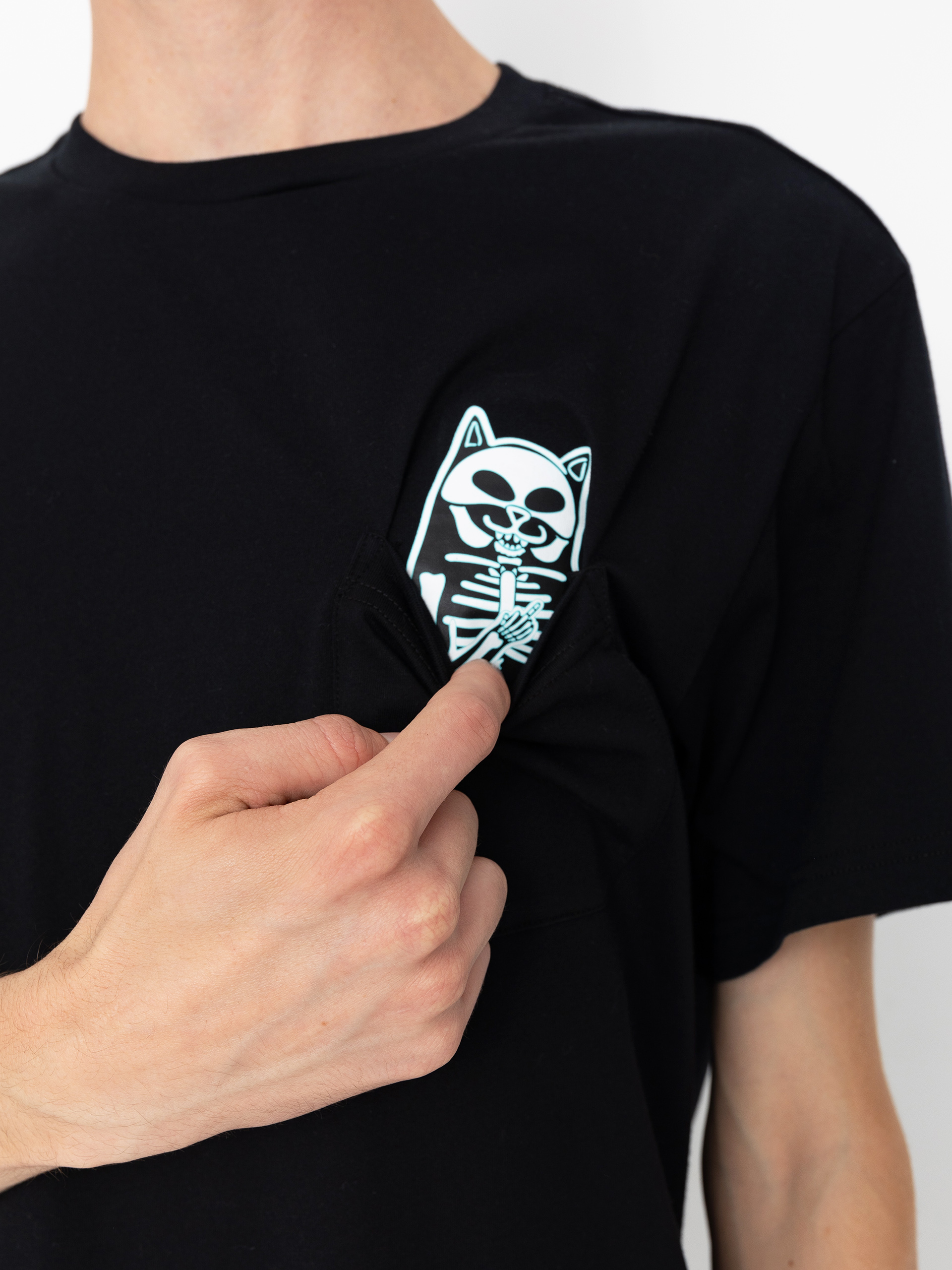 RipNDip Lord Skelly Pocket Póló (black)