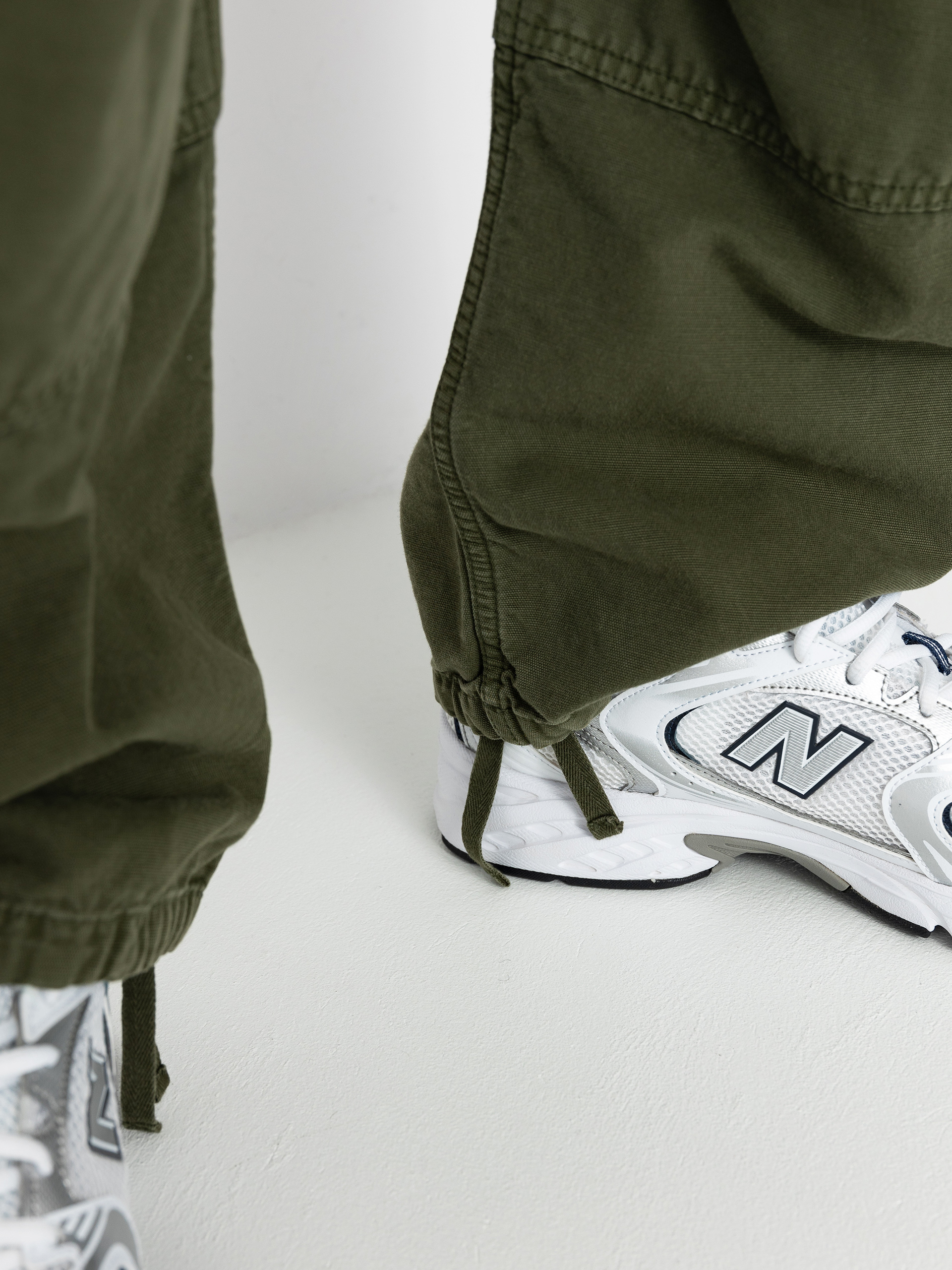 Kisnadrág Carhartt WIP Cargo Bib Overall (tarragon)