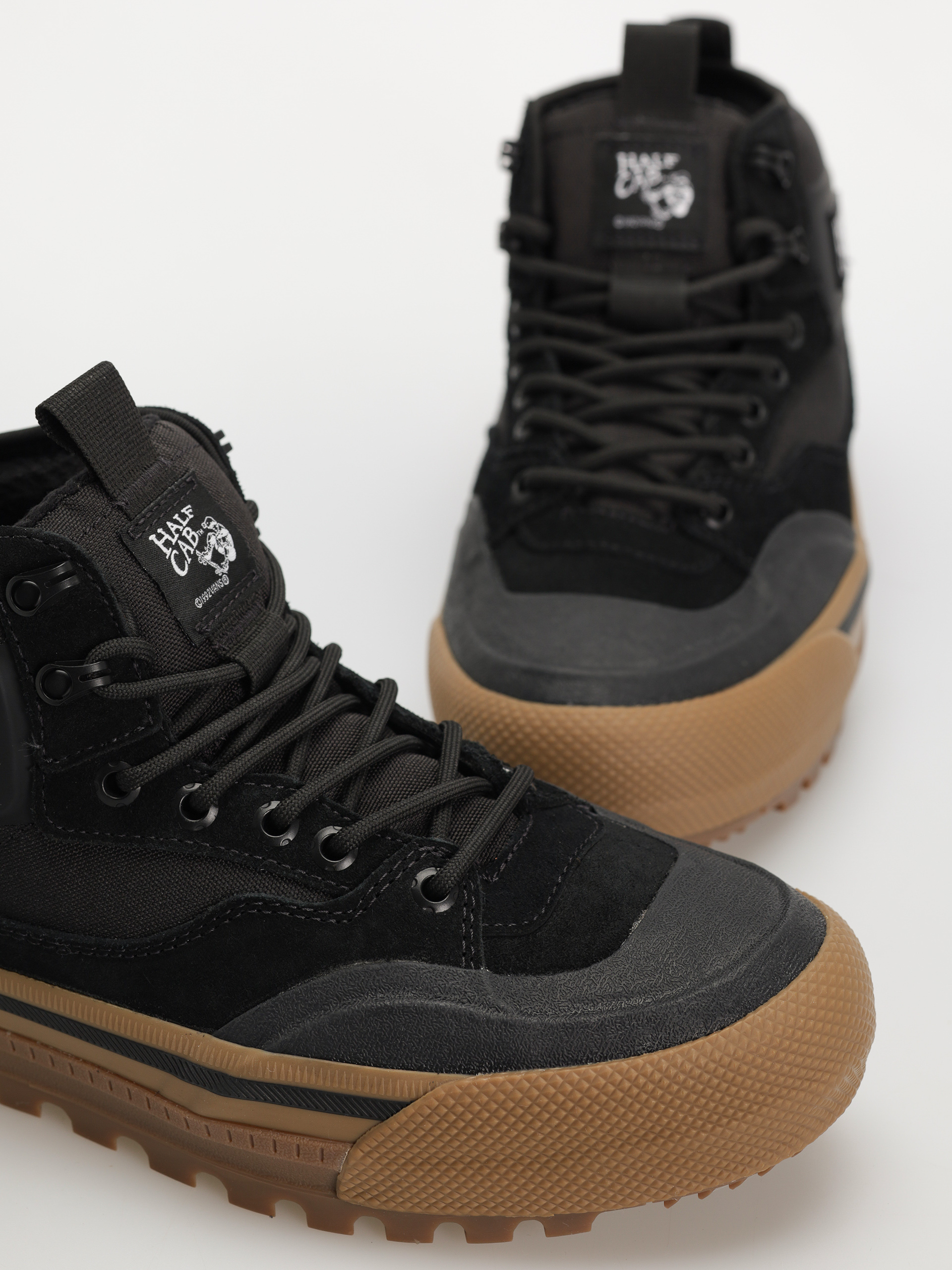 Vans Half Cab Gore Tex MTE Cipők (black/gum)