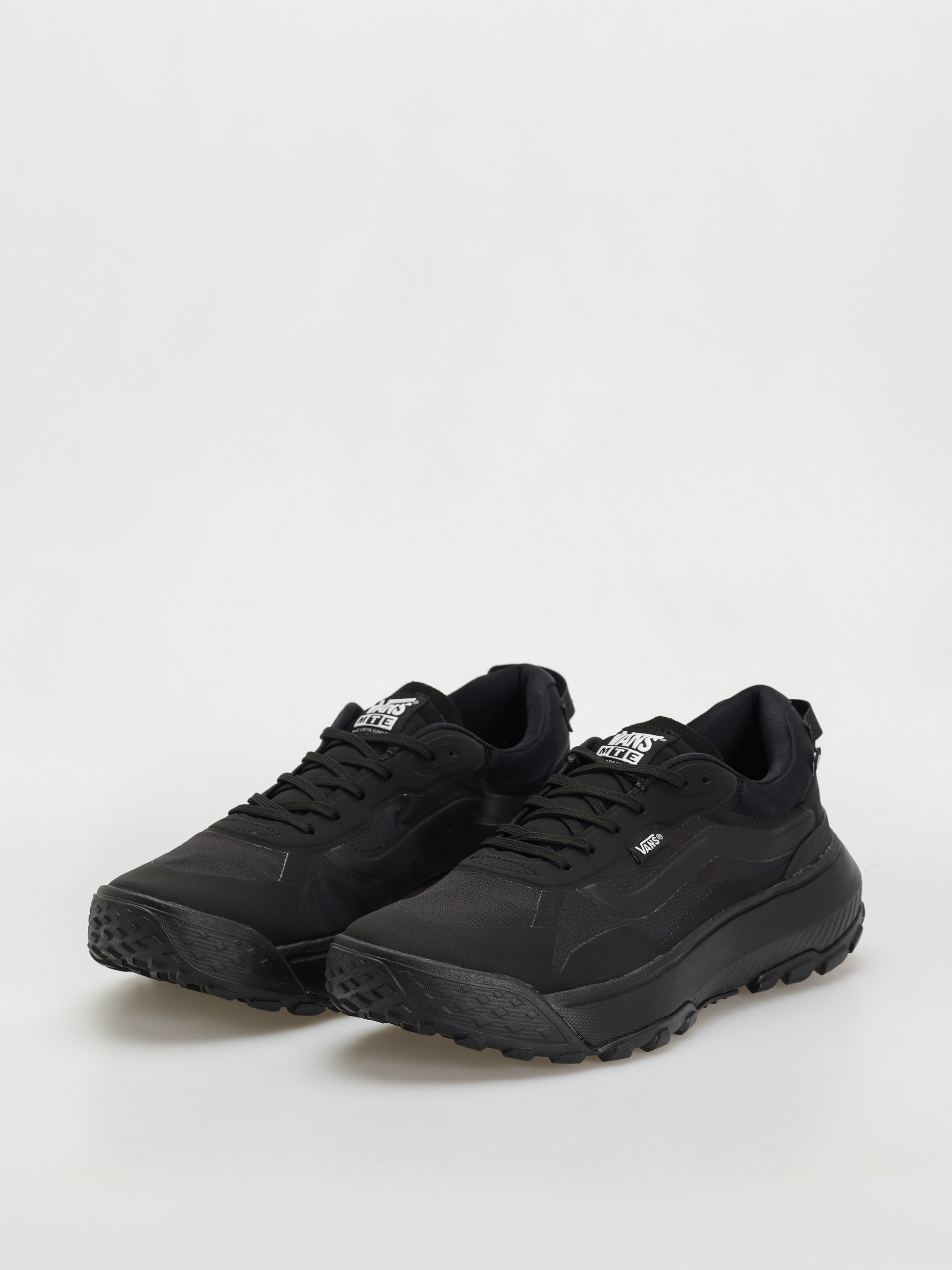 Vans Crosspath MTE Cipők (black/black)