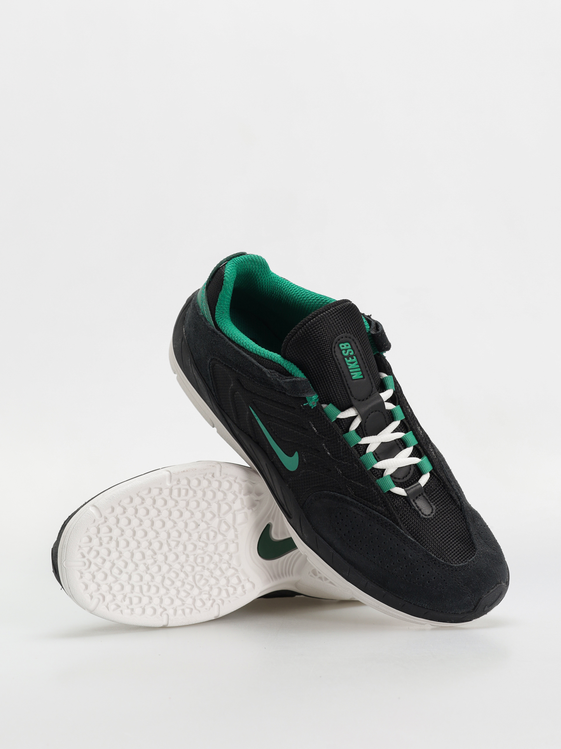 Nike SB Vertebrae Cipők (black/malachite black summit white)