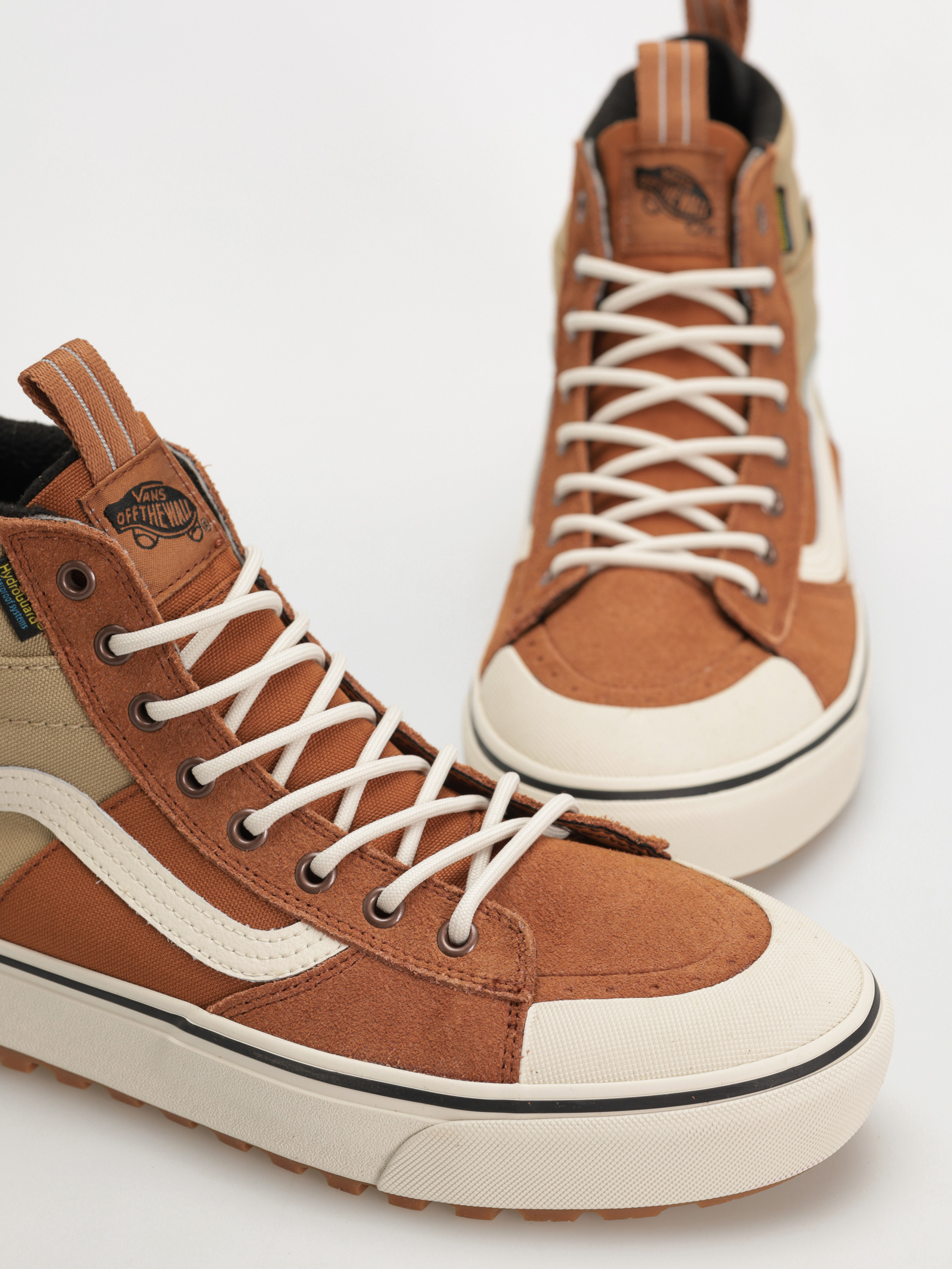 Vans Sk8 Hi Waterproof MTE Cipők (glazed ginger/marshmallow)