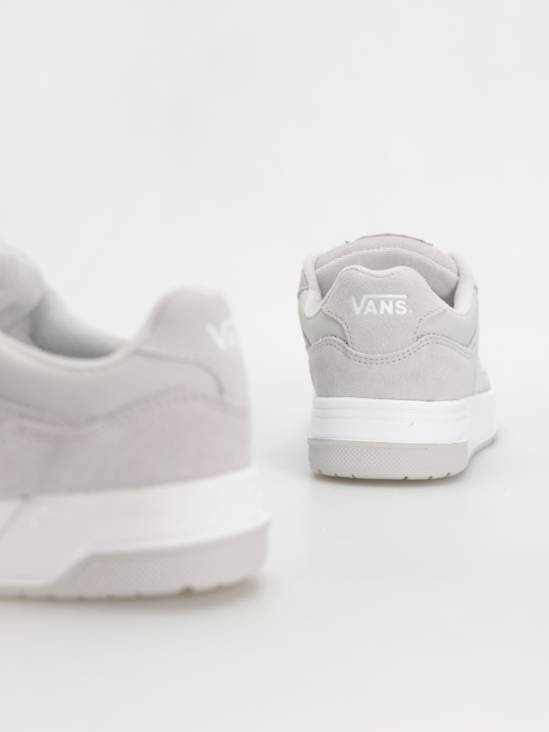 Vans Upland Cipők (gray)