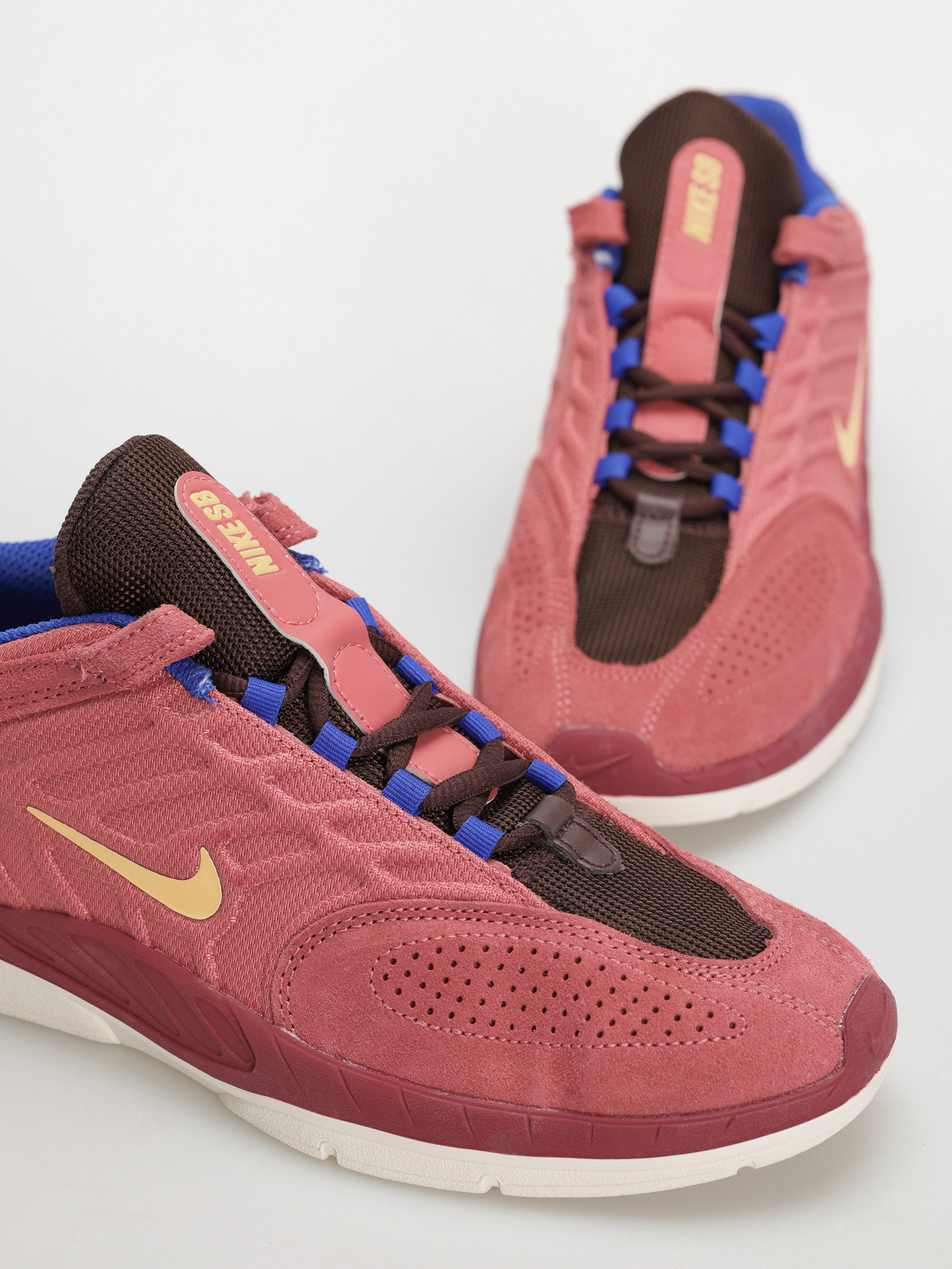 Nike SB Vertebrae Cipők (adobe/melon tint earth noble red)