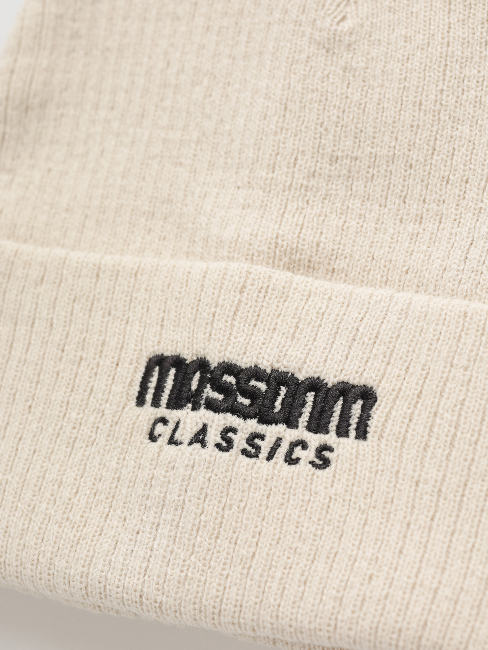 MassDnm Classics Sapka (off white)