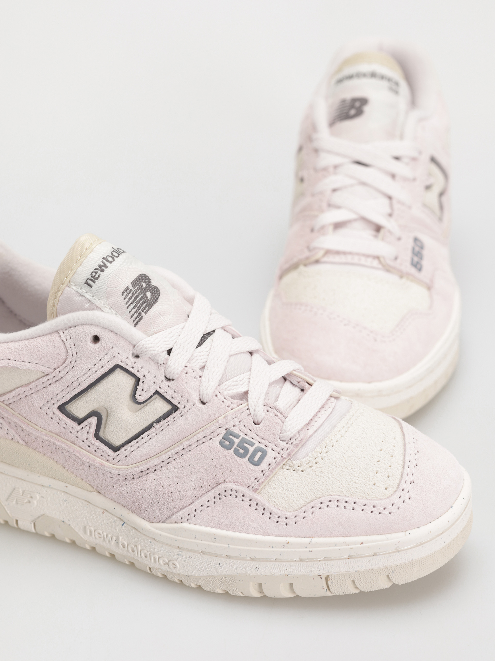 New Balance 550 Wmn Cipők (linen)