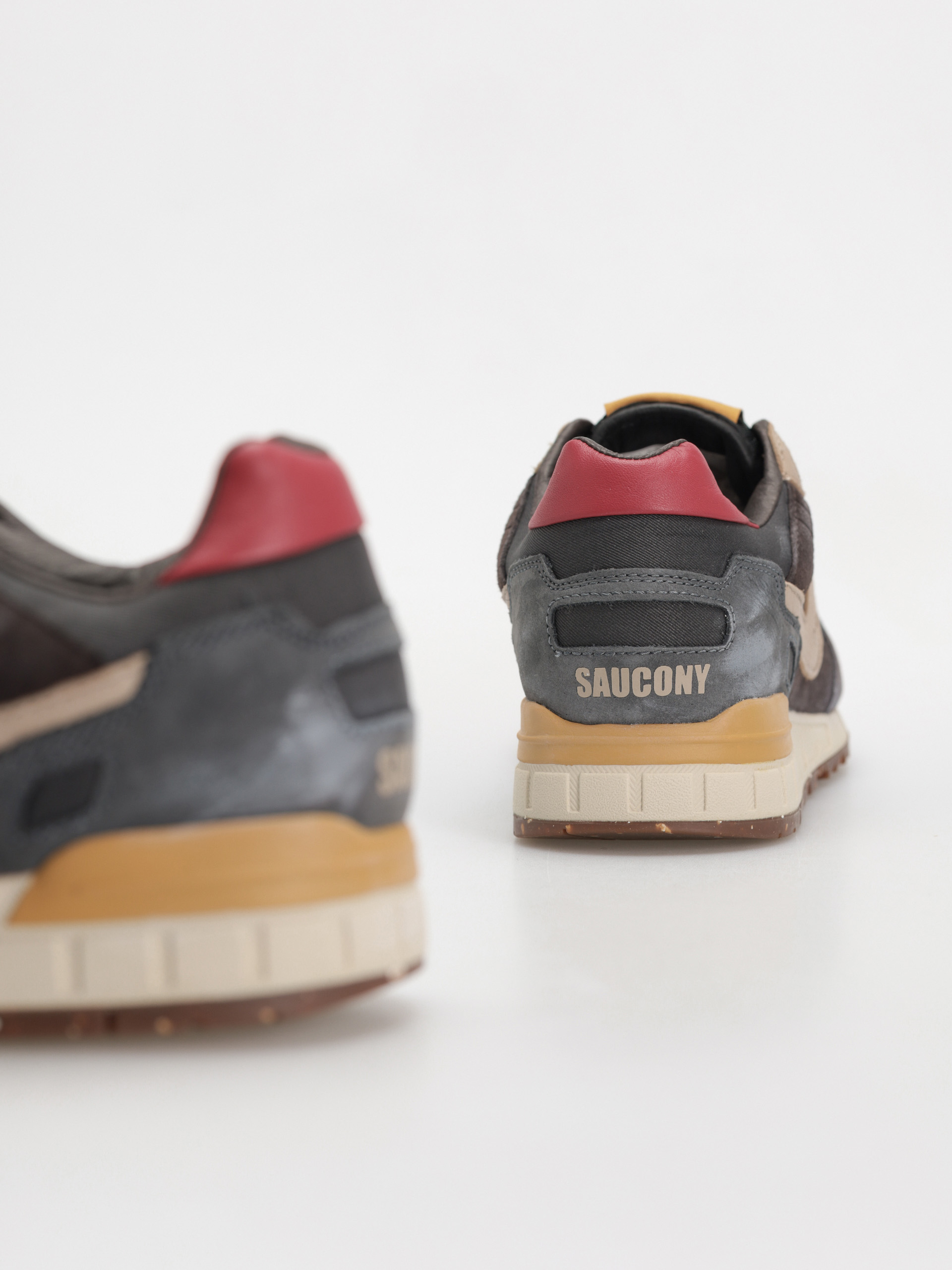 Saucony Shadow 5000 Cipők (black/brown)