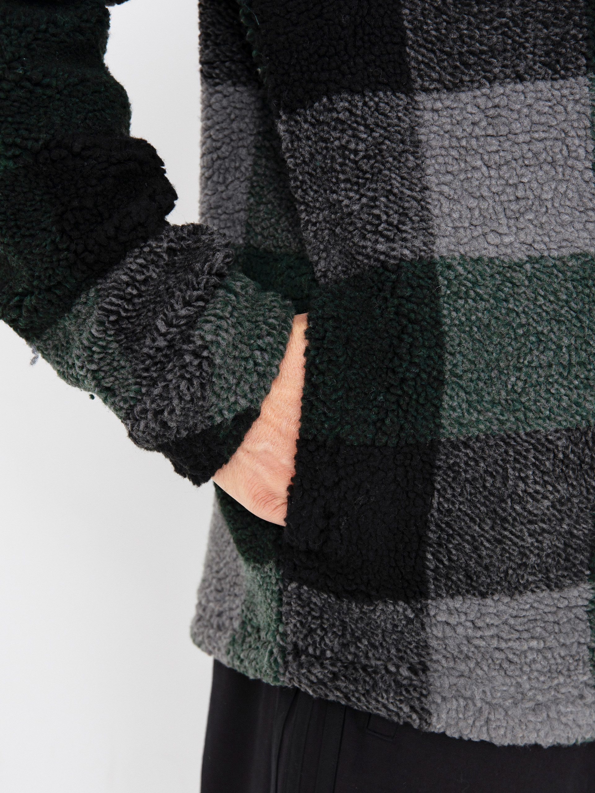 Dzseki Kavu McCord Creek (field stone)