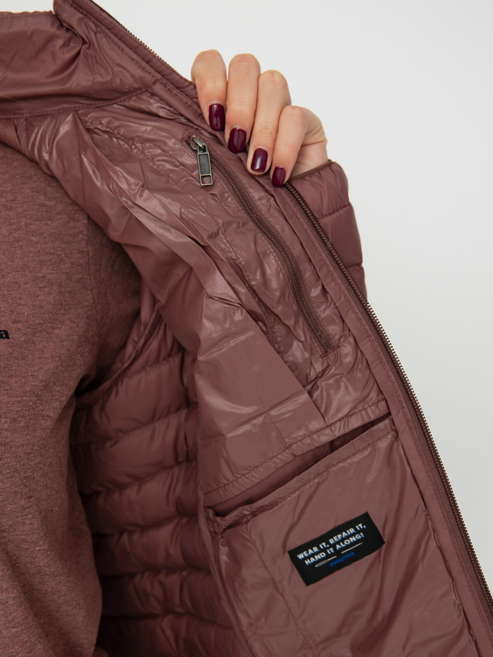 Dzseki Patagonia Down Sweater Wmn (dulse mauve)