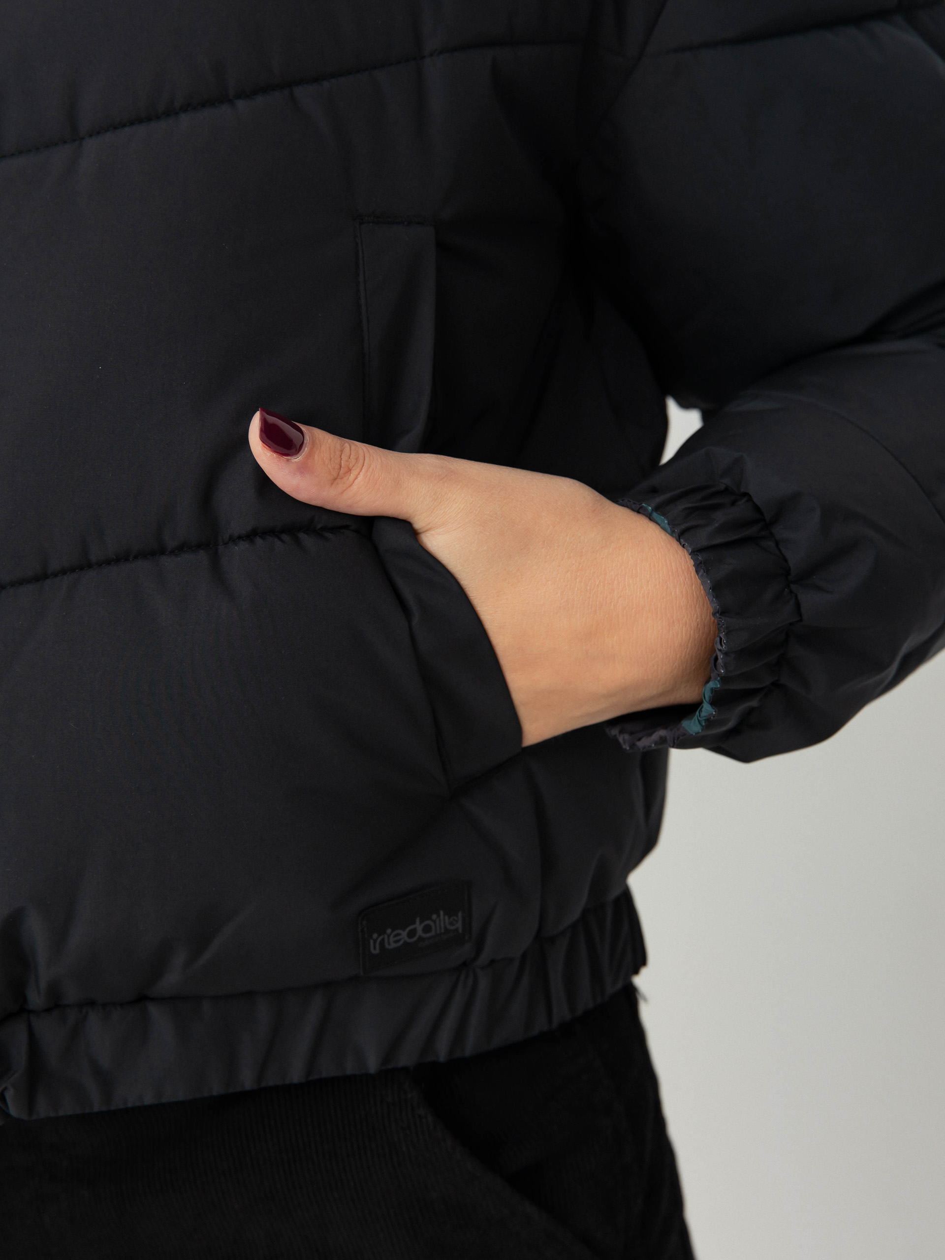 Dzseki Iriedaily Paddy Short Wmn (black)