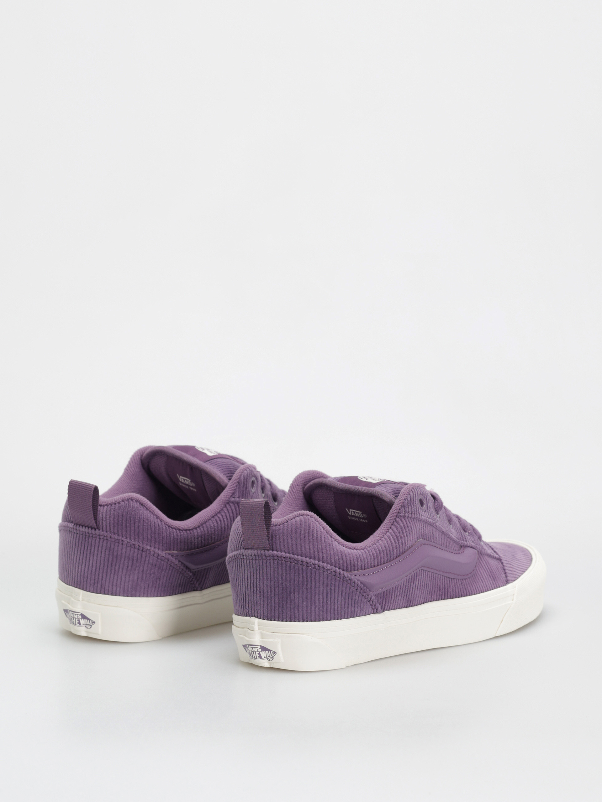 Vans Knu Skool Cipők (corduroy grape jam)