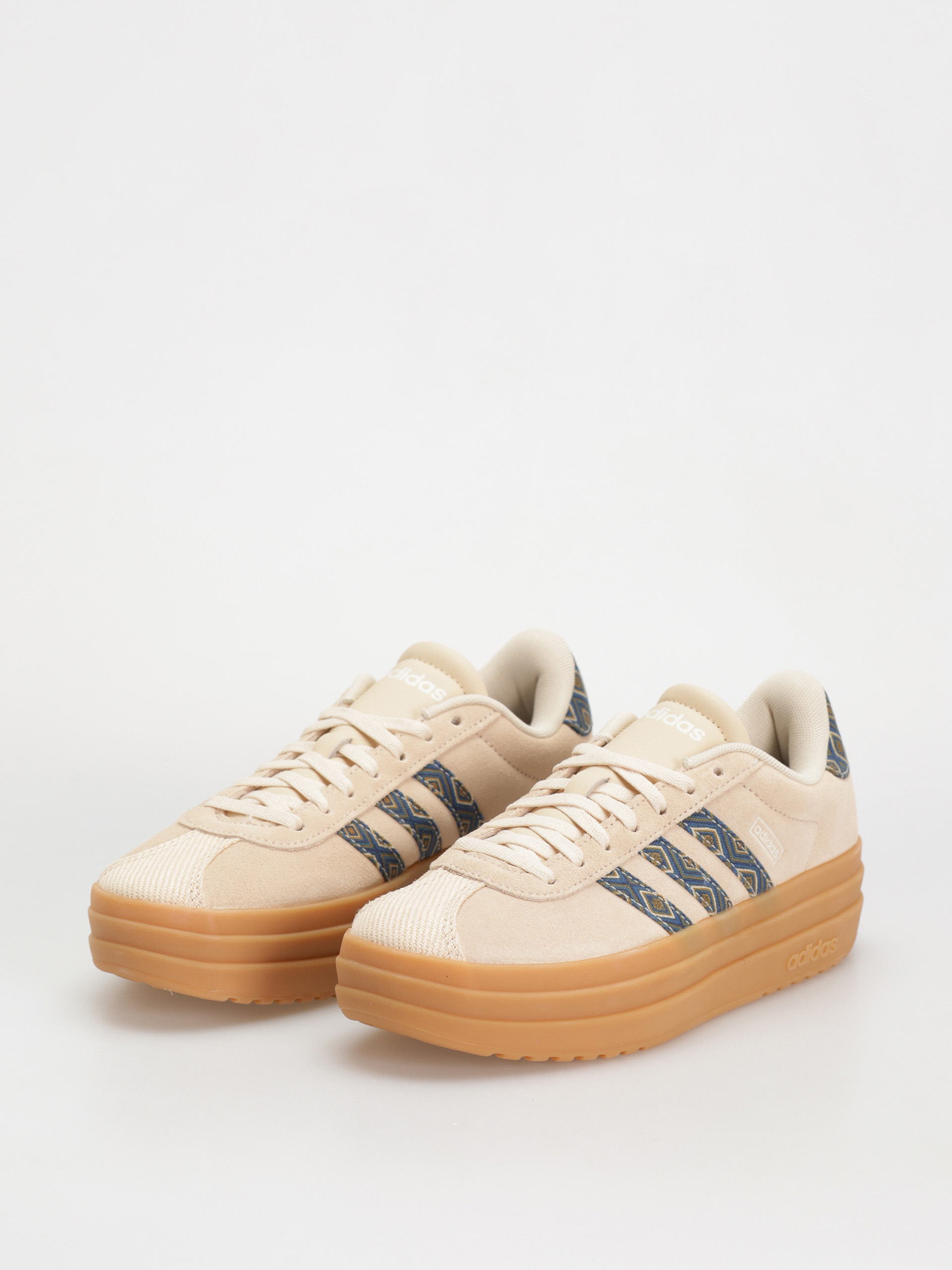 adidas Vl Court Bold Wmn Cipők (crysan/crewht/gum3)