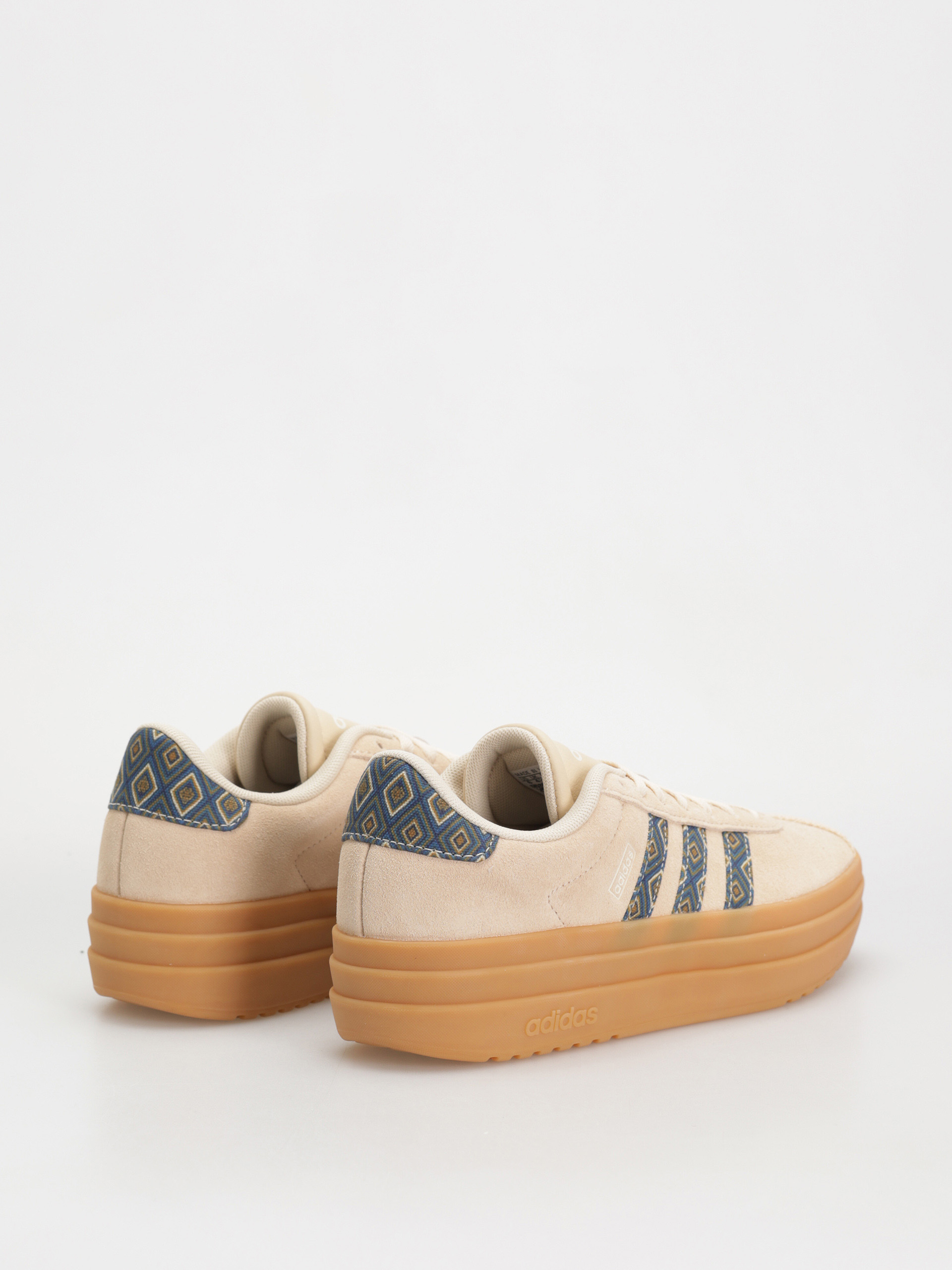 adidas Vl Court Bold Wmn Cipők (crysan/crewht/gum3)