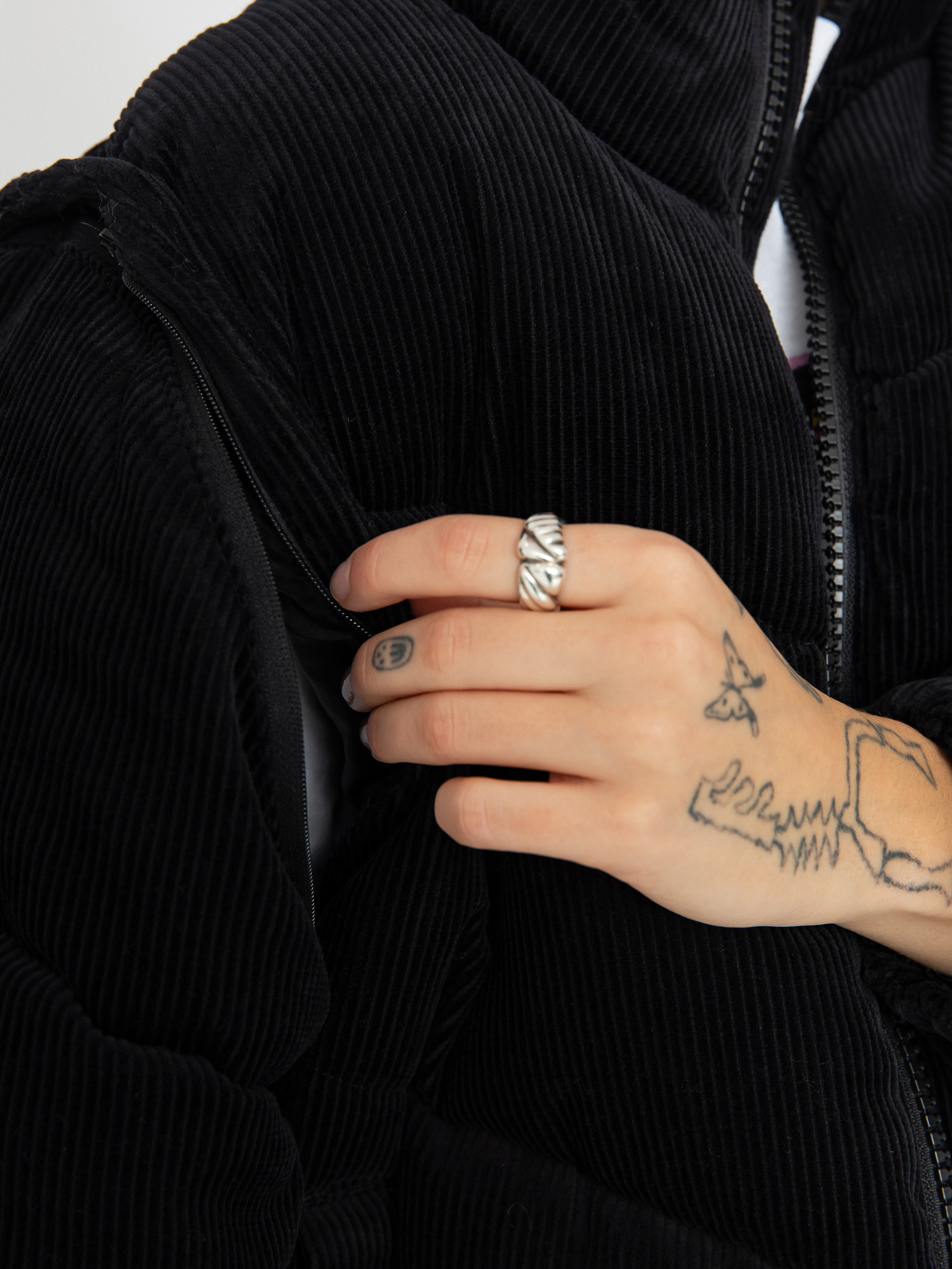 Volcom Cord'N Puff Wmn Dzseki (black)