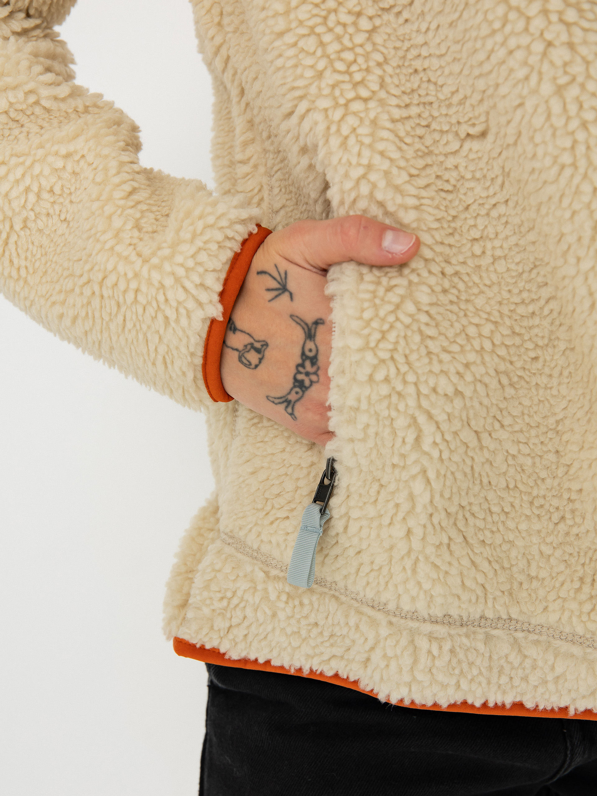 Dzseki Patagonia Classic Retro X Wmn (dark natural w/redtail rust)