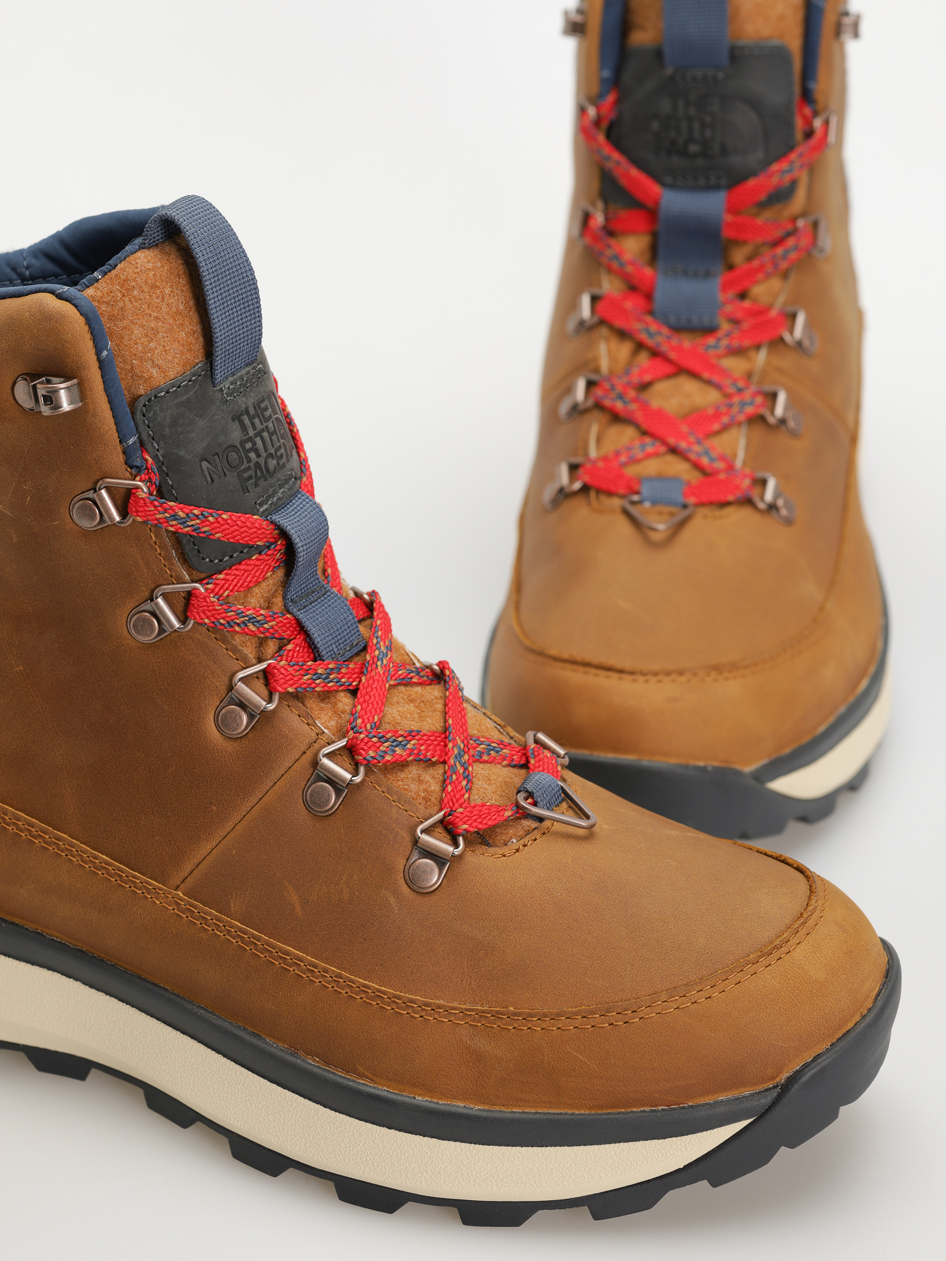 The North Face Bergen Leather Wp Cipők (timber tan/tnf red)