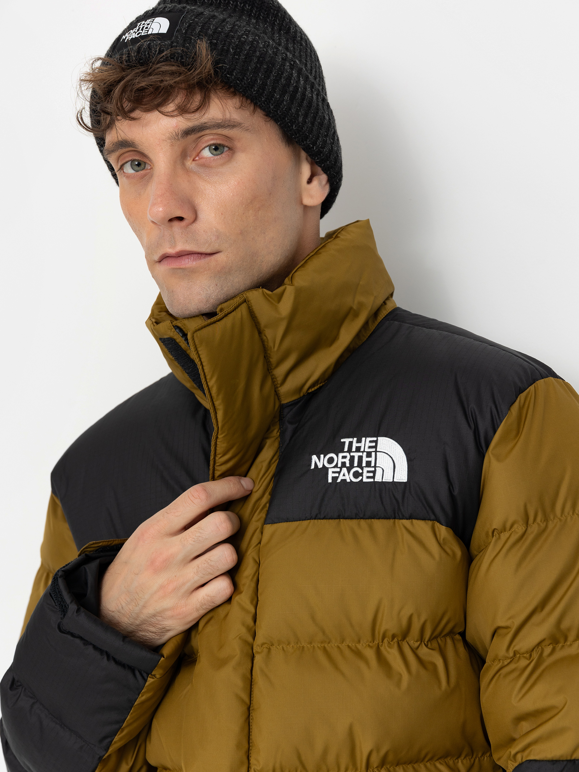 The North Face Limbara Insulated Dzseki (moss green)