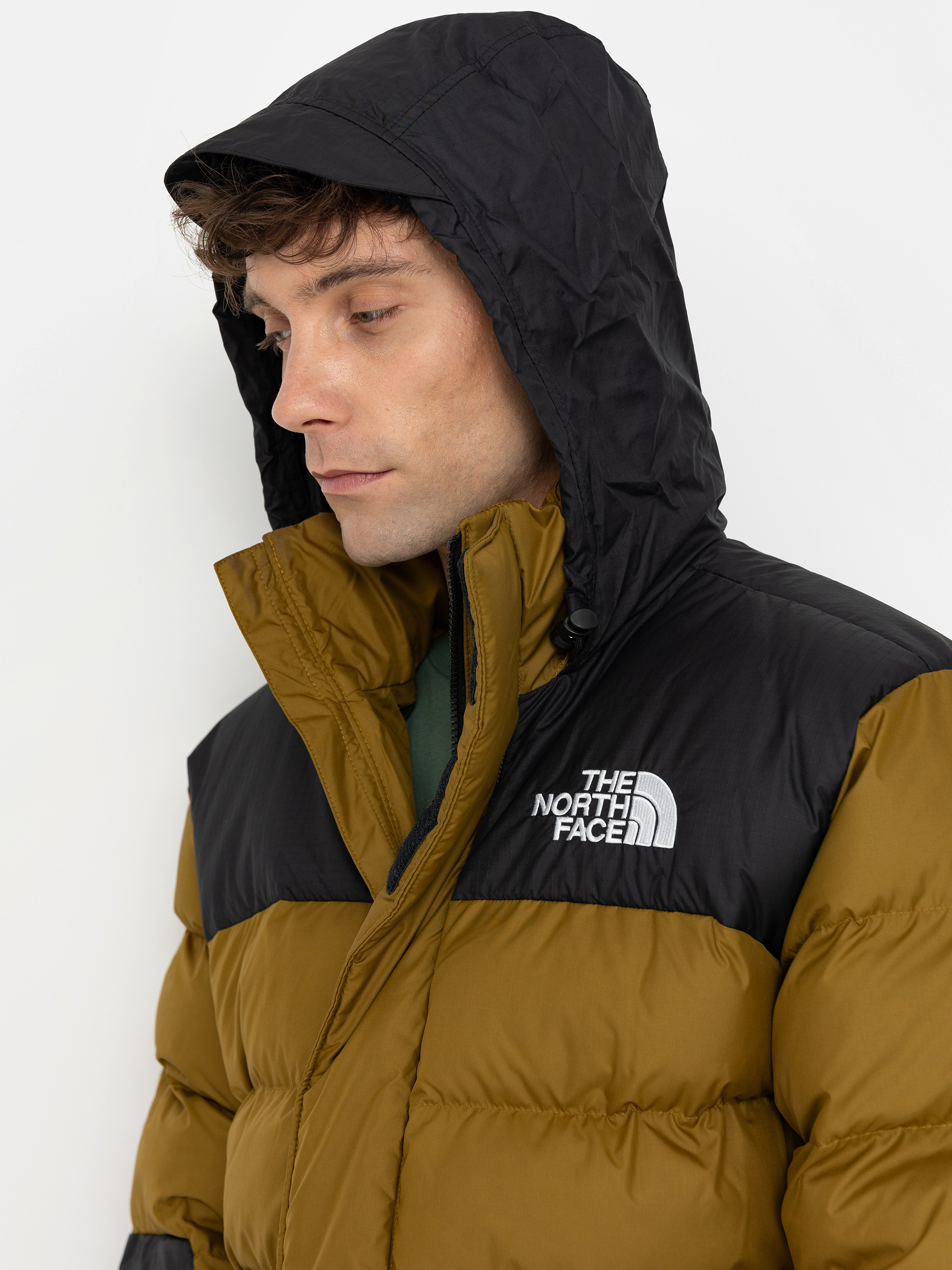 The North Face Limbara Insulated Dzseki (moss green)