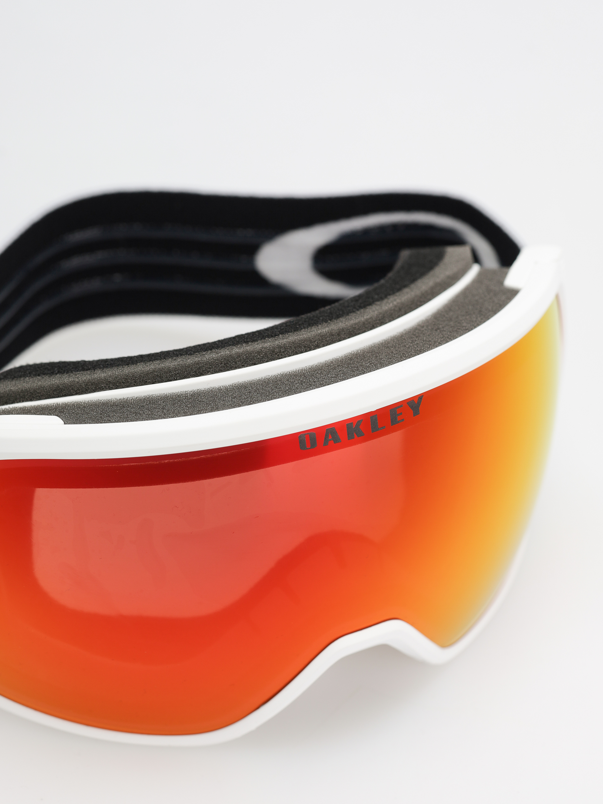 Snowboard szemüveg Oakley Flight Tracker S JR (matte white/prizm snow torch iridium)
