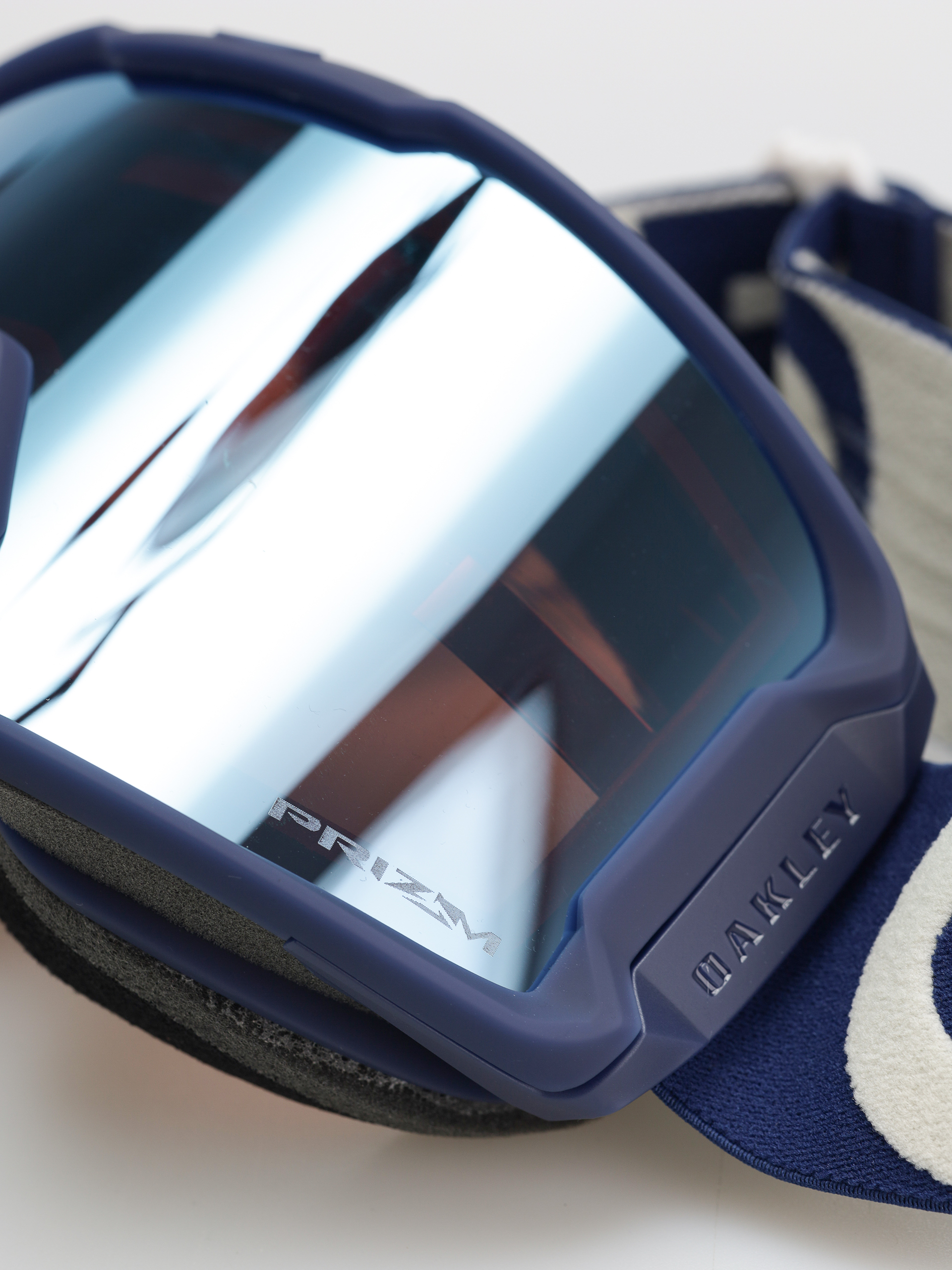 Snowboard szemüveg Oakley Line Miner L (matte b1b navy/prizm sapphire iridium)